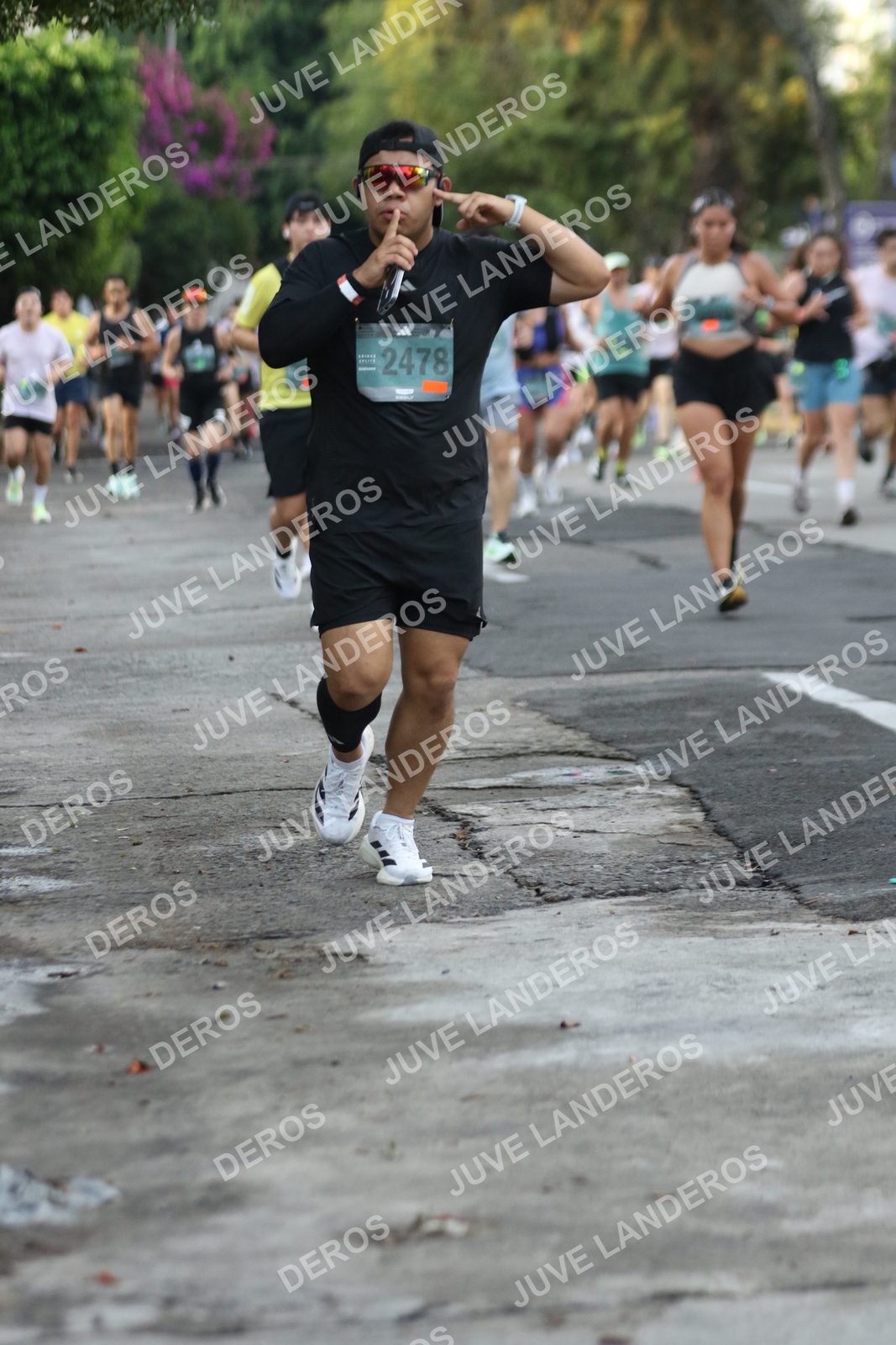 Foto de ADIDAS SPLITS GUADALAJARA 15K / 30K en Av. San Ignacio esquina Av. Ignacio L. Vallarta, Zapopan a las 07:08 · dorsal 2478