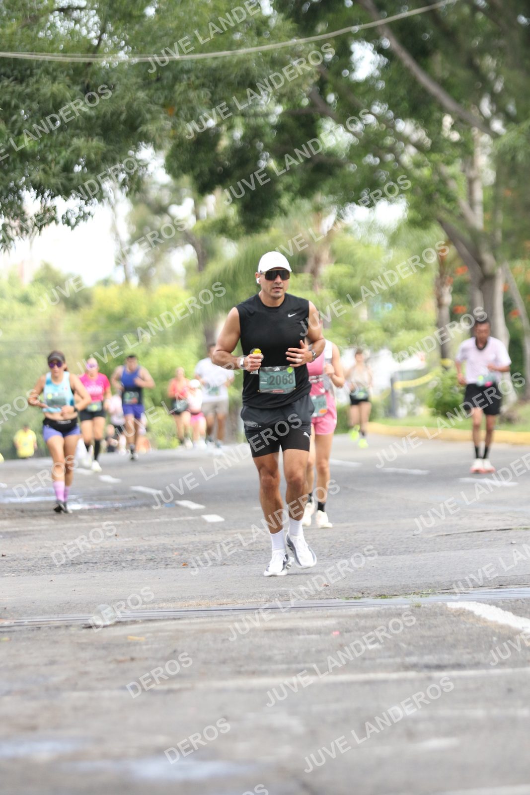 Foto de ADIDAS SPLITS GUADALAJARA 15K / 30K en Av. San Ignacio esquina Av. Ignacio L. Vallarta, Zapopan a las 09:04 · dorsal 2068