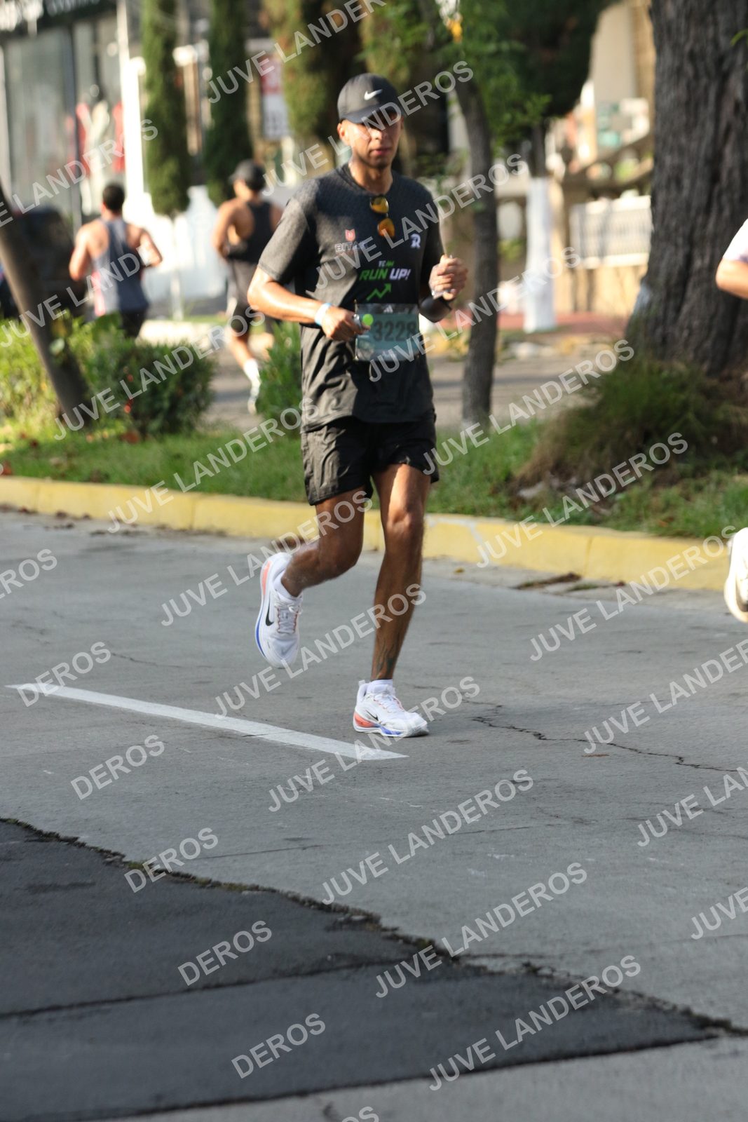 Foto de ADIDAS SPLITS GUADALAJARA 15K / 30K en Av. San Ignacio esquina Av. Ignacio L. Vallarta, Zapopan a las 08:15 · dorsal 3228