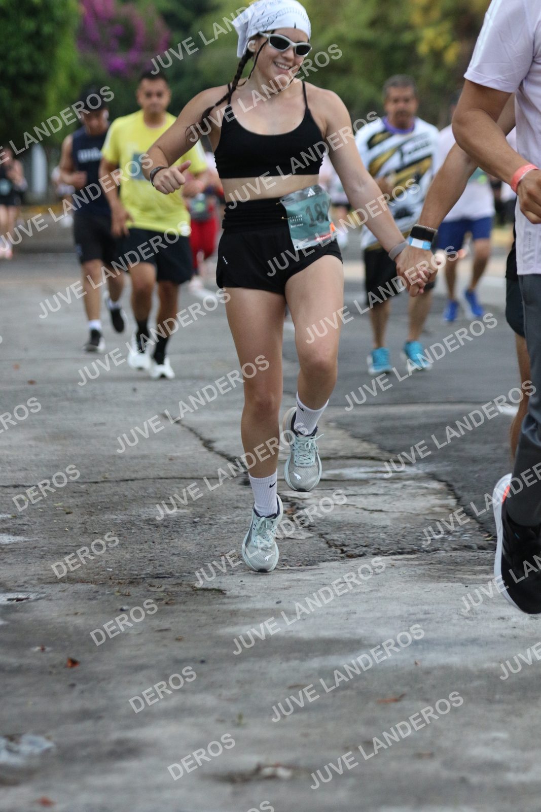 Foto de ADIDAS SPLITS GUADALAJARA 15K / 30K en Av. San Ignacio esquina Av. Ignacio L. Vallarta, Zapopan a las 07:11 · dorsal 18