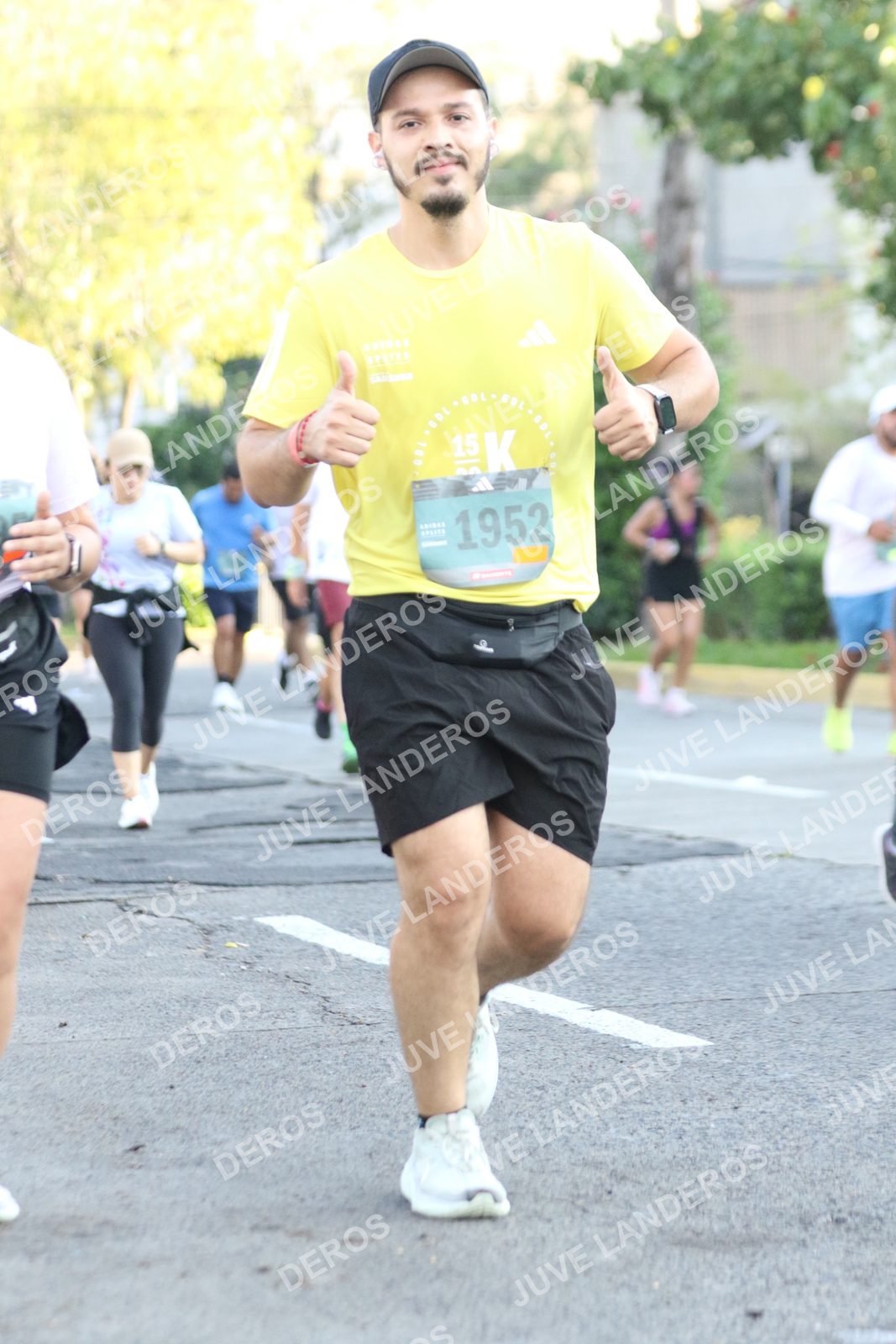 Foto de ADIDAS SPLITS GUADALAJARA 15K / 30K en Av. San Ignacio esquina Av. Ignacio L. Vallarta, Zapopan a las 07:45 · dorsal 1952, 15