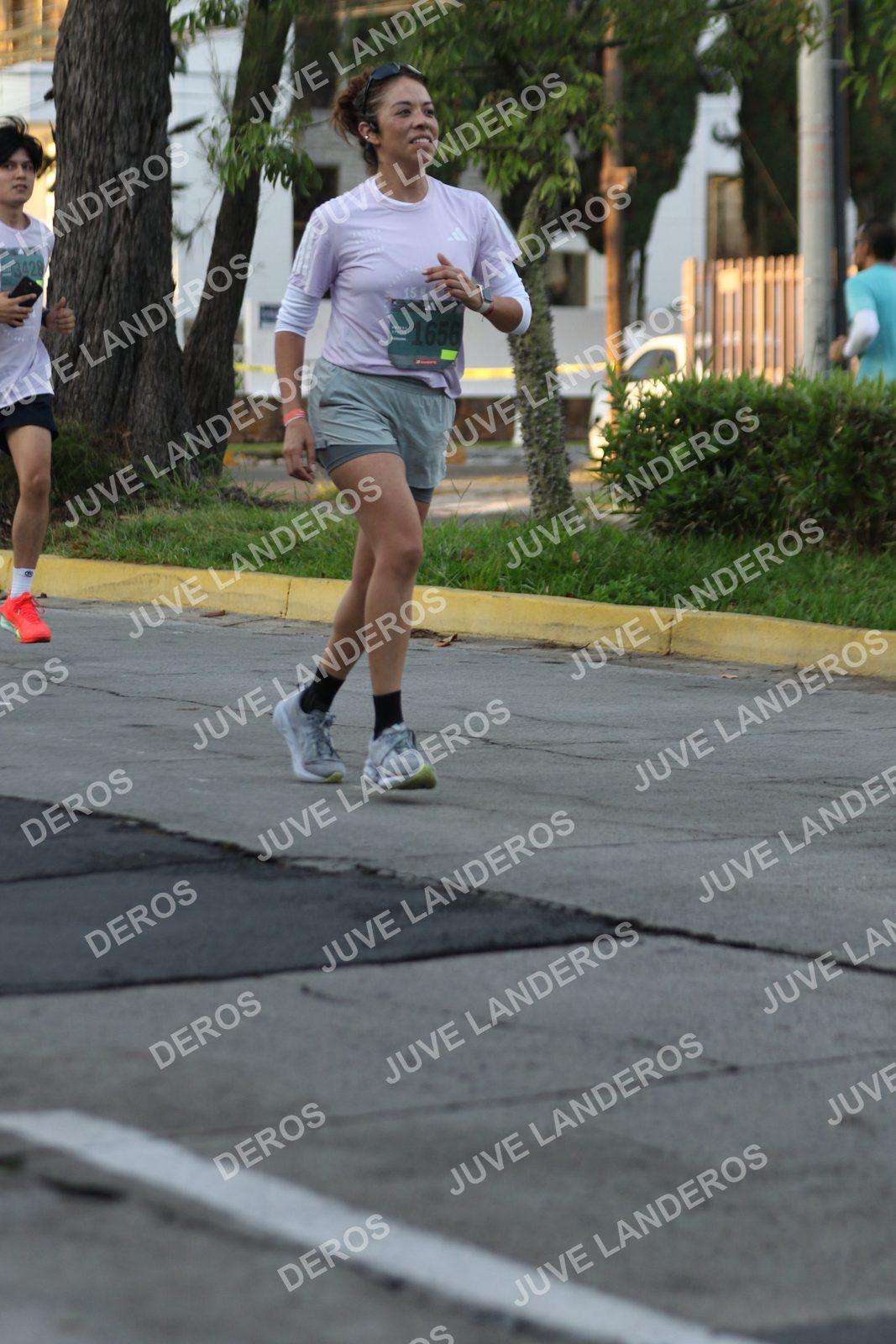 Foto de ADIDAS SPLITS GUADALAJARA 15K / 30K en Av. San Ignacio esquina Av. Ignacio L. Vallarta, Zapopan a las 07:13 · dorsal 1656, 3428