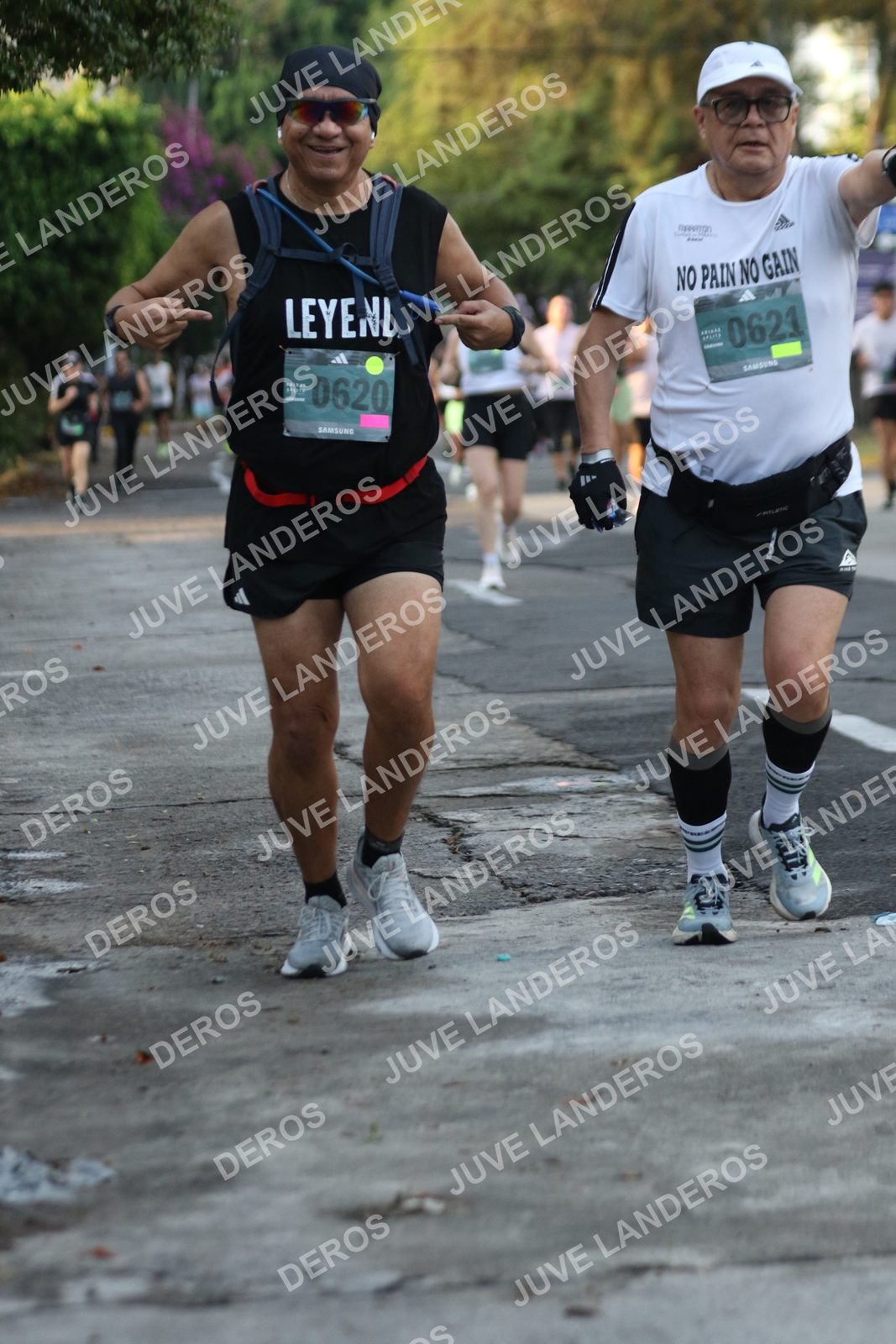 Foto de ADIDAS SPLITS GUADALAJARA 15K / 30K en Av. San Ignacio esquina Av. Ignacio L. Vallarta, Zapopan a las 07:14 · dorsal 620, 621