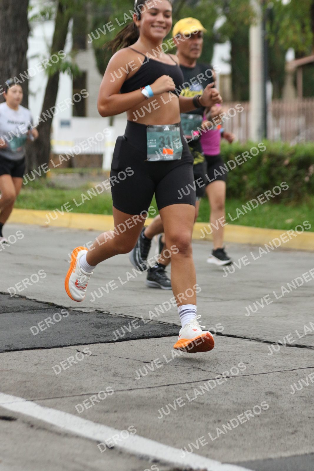 Foto de ADIDAS SPLITS GUADALAJARA 15K / 30K en Av. San Ignacio esquina Av. Ignacio L. Vallarta, Zapopan a las 06:56