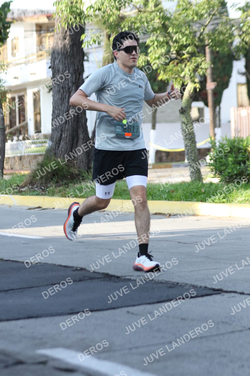 Foto de ADIDAS SPLITS GUADALAJARA 15K / 30K en Av. San Ignacio esquina Av. Ignacio L. Vallarta, Zapopan a las 08:24 · dorsal 2617
