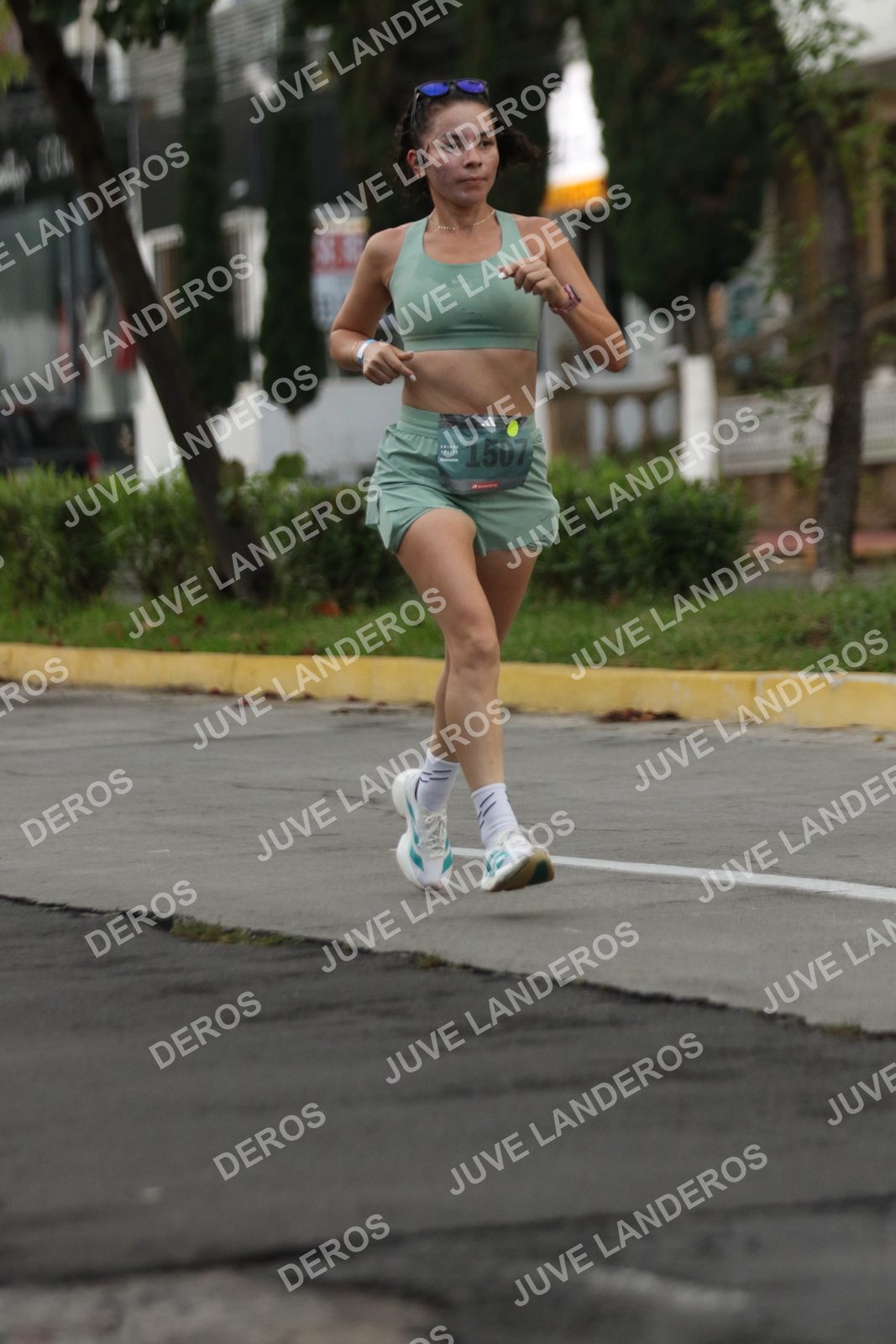 Foto de ADIDAS SPLITS GUADALAJARA 15K / 30K en Av. San Ignacio esquina Av. Ignacio L. Vallarta, Zapopan a las 06:53 · dorsal 1507