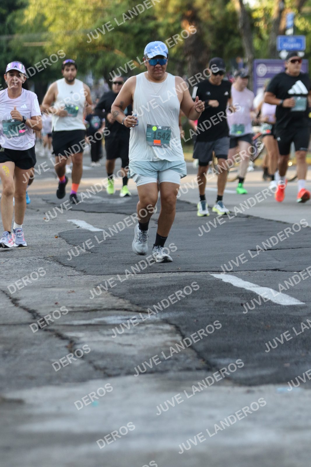 Foto de ADIDAS SPLITS GUADALAJARA 15K / 30K en Av. San Ignacio esquina Av. Ignacio L. Vallarta, Zapopan a las 07:19 · dorsal 1542, 772