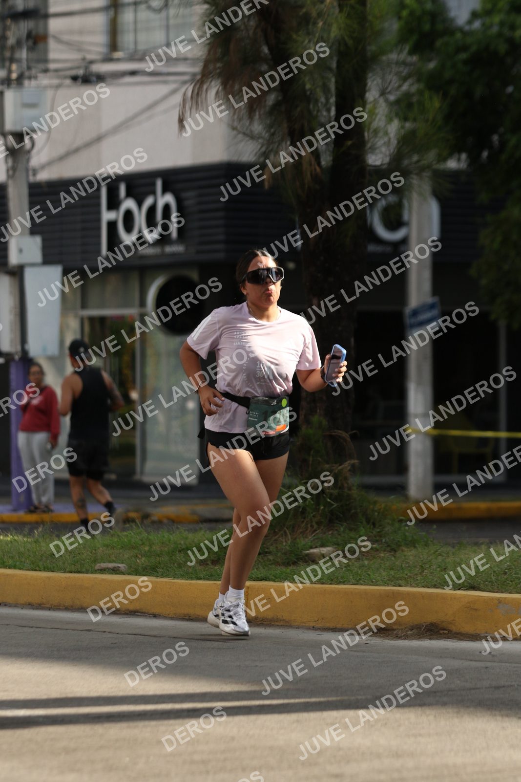 Foto de ADIDAS SPLITS GUADALAJARA 15K / 30K en Av. San Ignacio esquina Av. Ignacio L. Vallarta, Zapopan a las 08:56