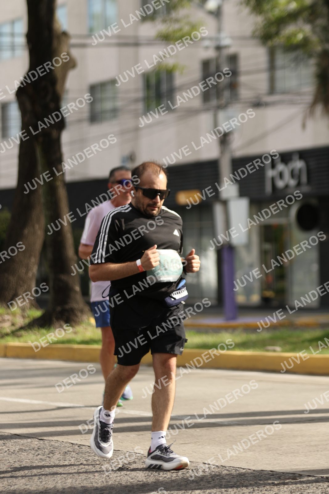 Foto de ADIDAS SPLITS GUADALAJARA 15K / 30K en Av. San Ignacio esquina Av. Ignacio L. Vallarta, Zapopan a las 09:13