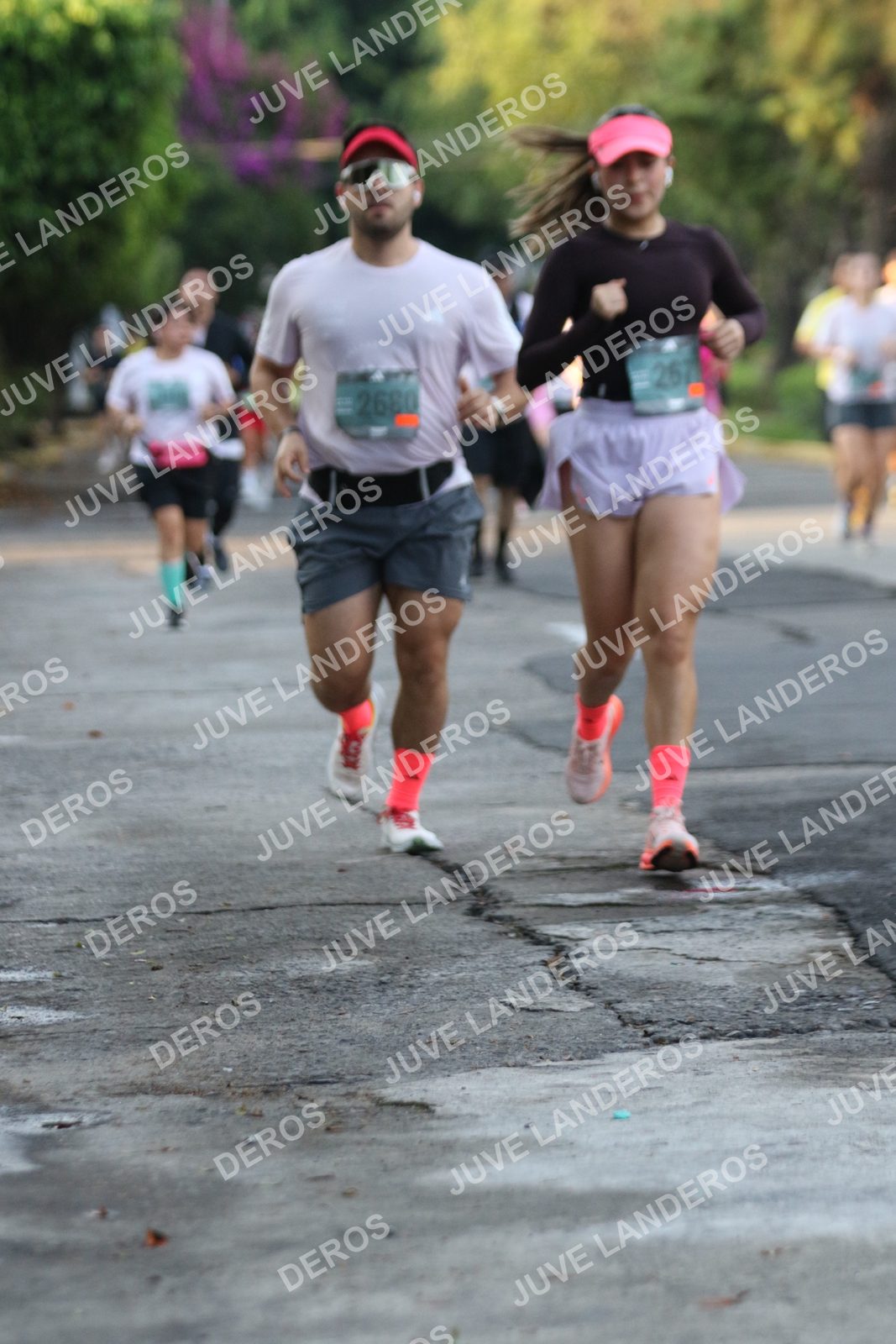 Foto de ADIDAS SPLITS GUADALAJARA 15K / 30K en Av. San Ignacio esquina Av. Ignacio L. Vallarta, Zapopan a las 07:16 · dorsal 2680