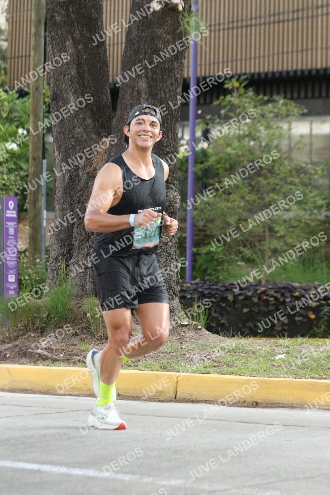 Foto de ADIDAS SPLITS GUADALAJARA 15K / 30K en Av. San Ignacio esquina Av. Ignacio L. Vallarta, Zapopan a las 08:42 · dorsal 127