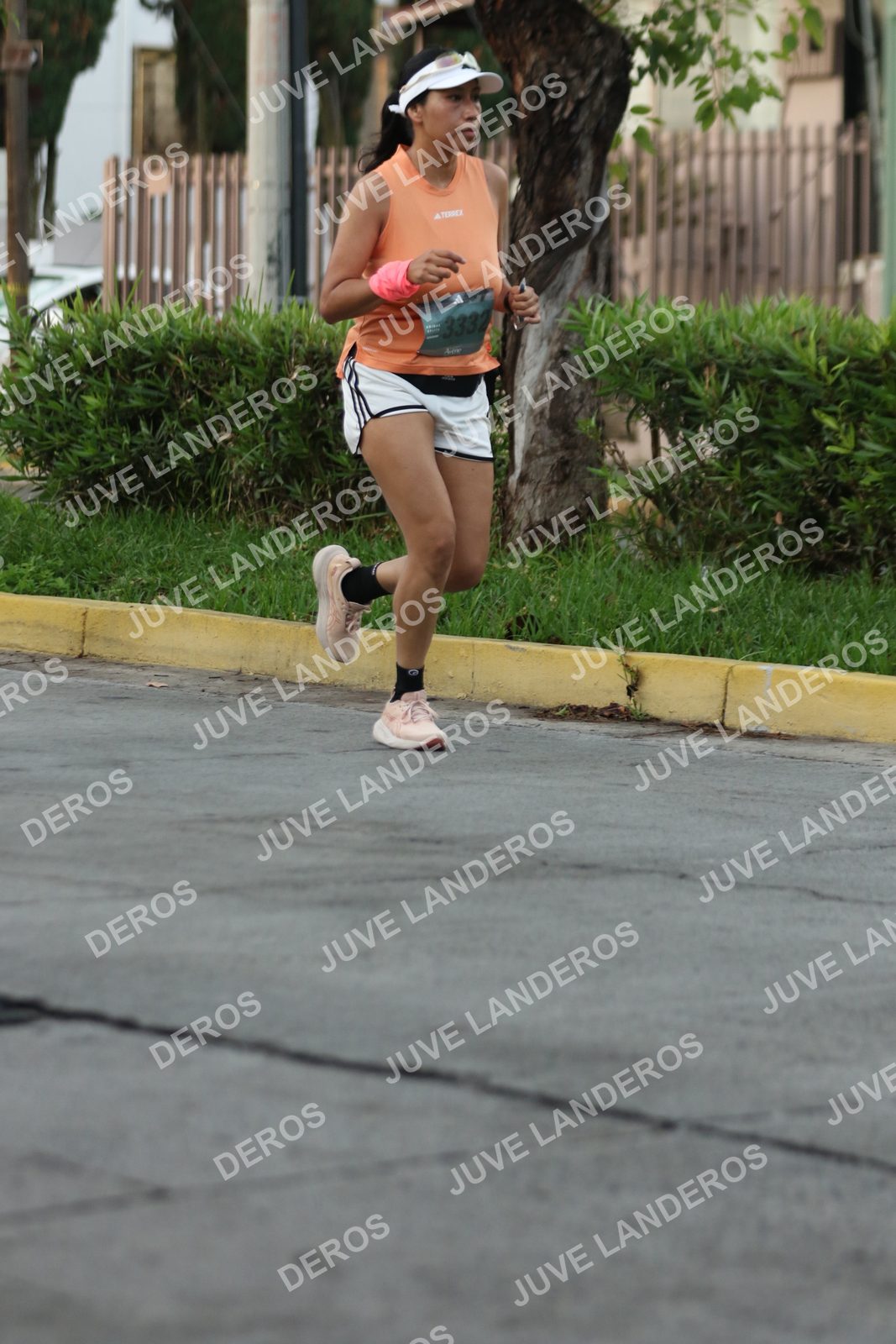 Foto de ADIDAS SPLITS GUADALAJARA 15K / 30K en Av. San Ignacio esquina Av. Ignacio L. Vallarta, Zapopan a las 07:05 · dorsal 3332