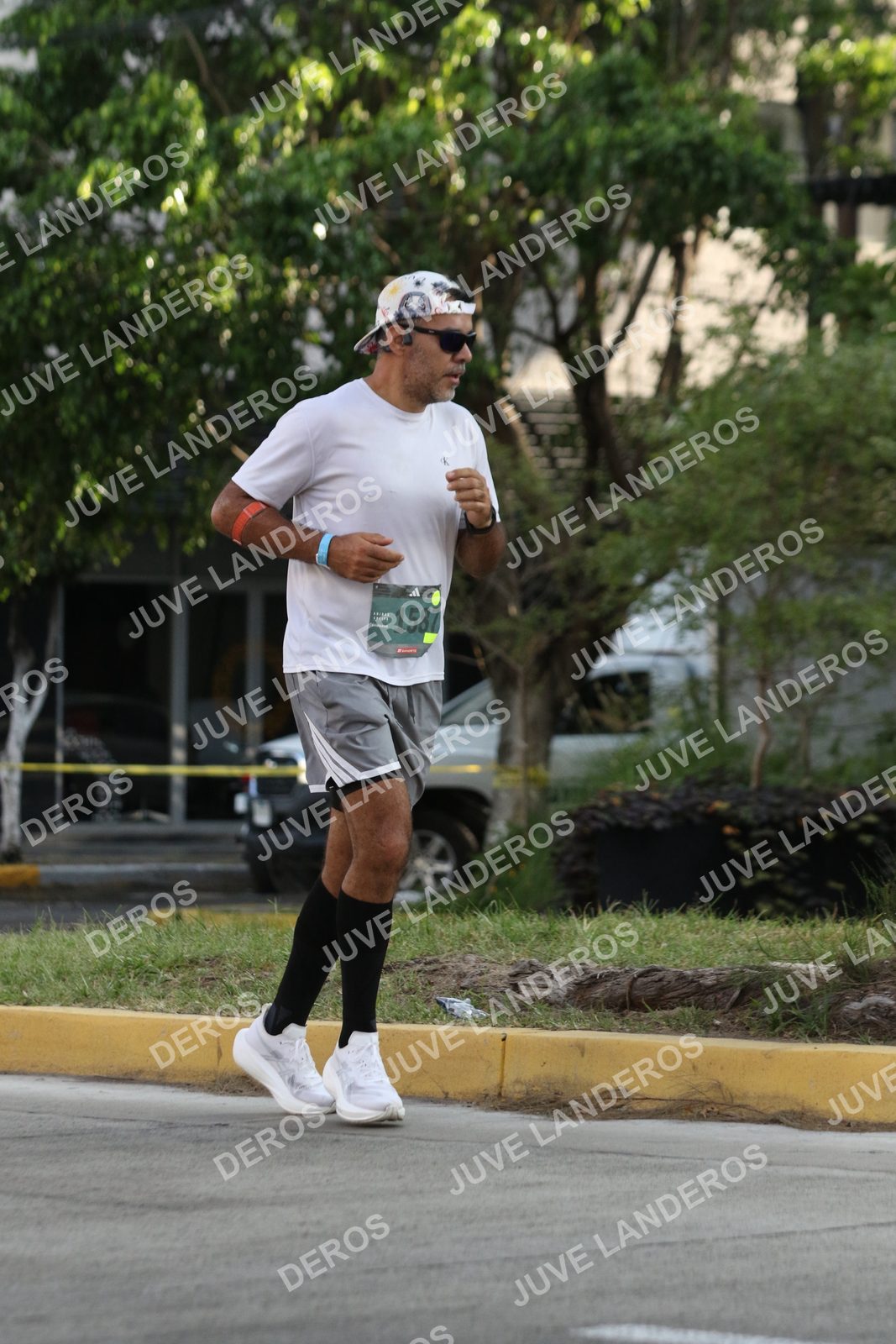 Foto de ADIDAS SPLITS GUADALAJARA 15K / 30K en Av. San Ignacio esquina Av. Ignacio L. Vallarta, Zapopan a las 08:42 · dorsal 1587