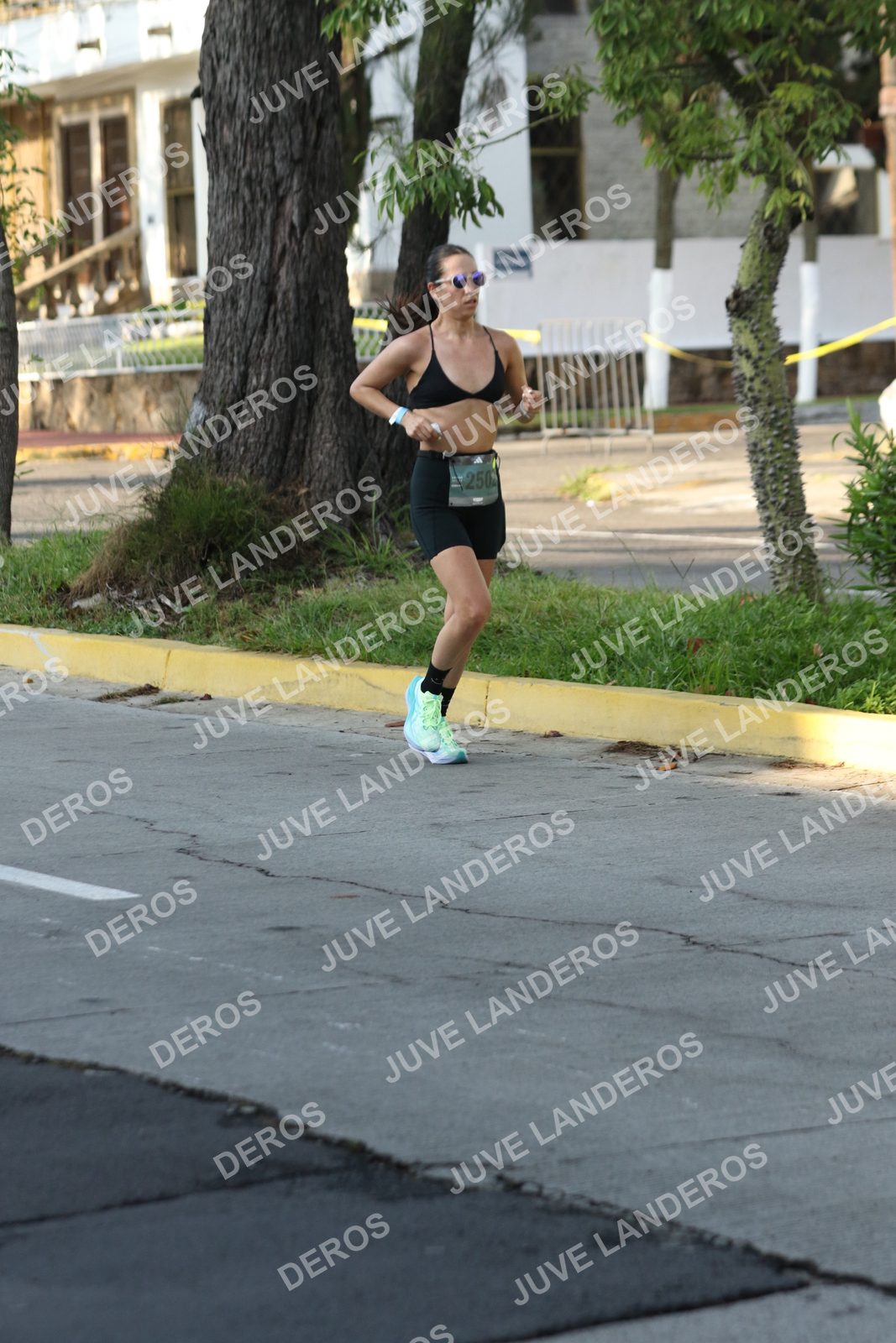 Foto de ADIDAS SPLITS GUADALAJARA 15K / 30K en Av. San Ignacio esquina Av. Ignacio L. Vallarta, Zapopan a las 08:11 · dorsal 250