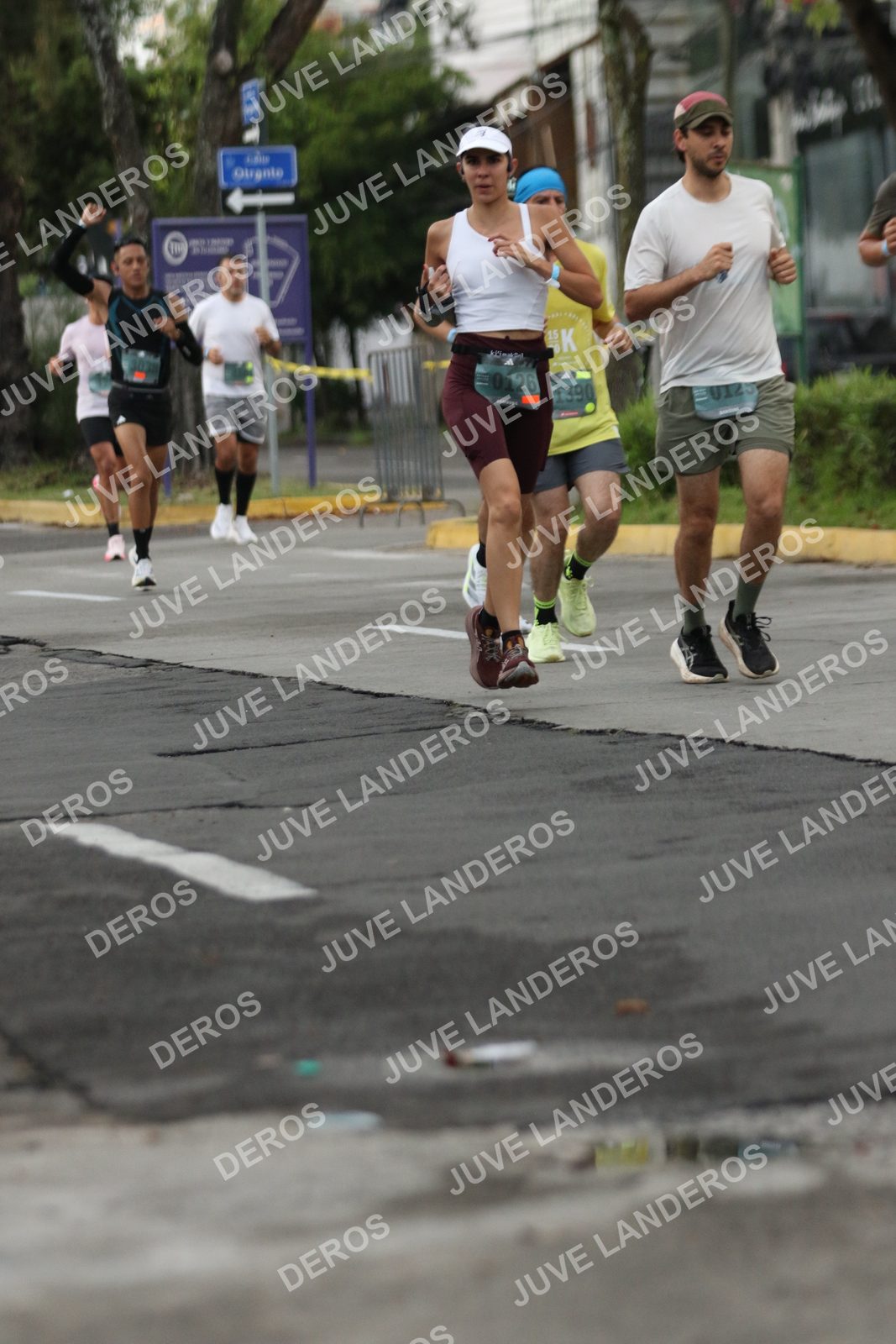 Foto de ADIDAS SPLITS GUADALAJARA 15K / 30K en Av. San Ignacio esquina Av. Ignacio L. Vallarta, Zapopan a las 06:55 · dorsal 126, 1390
