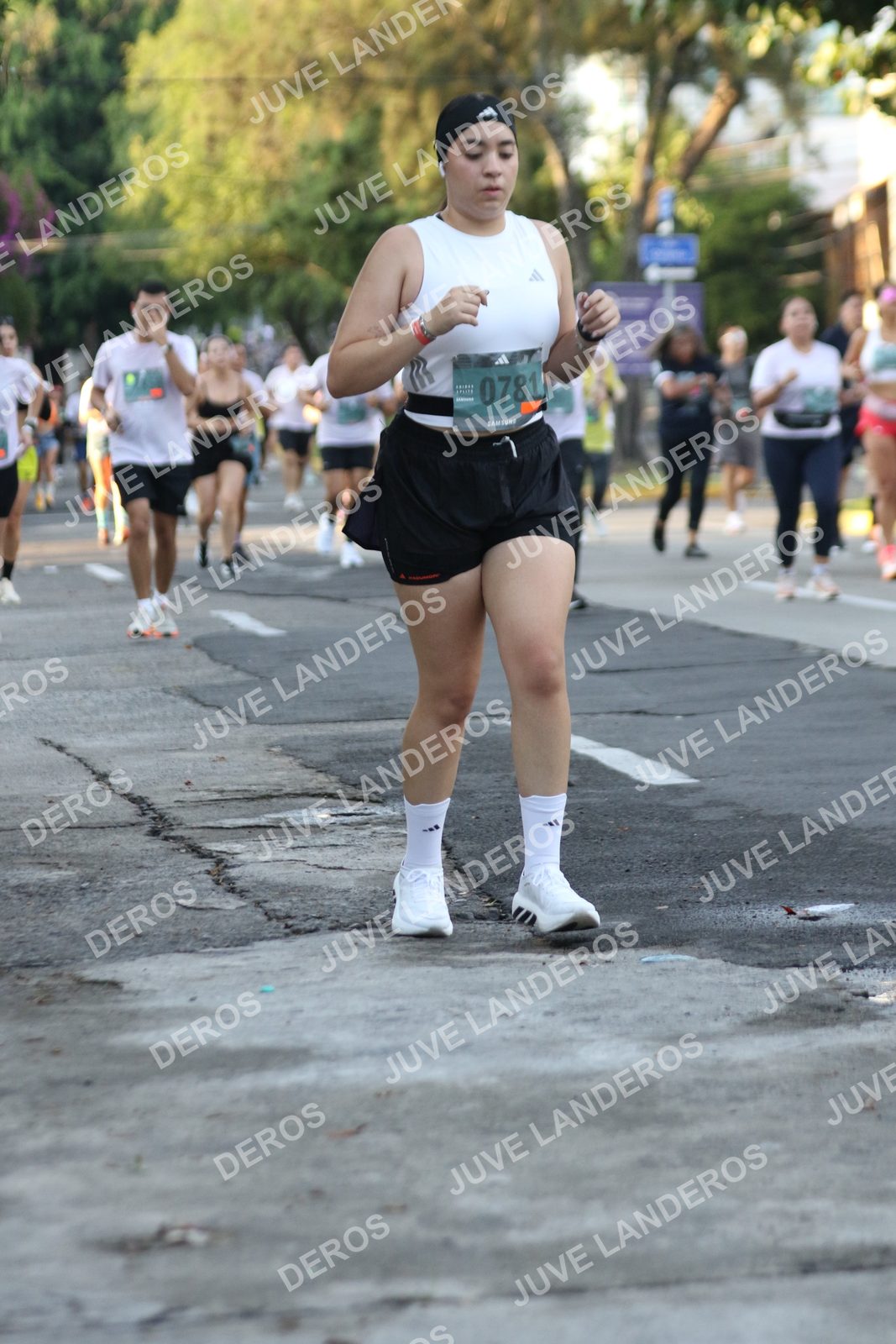 Foto de ADIDAS SPLITS GUADALAJARA 15K / 30K en Av. San Ignacio esquina Av. Ignacio L. Vallarta, Zapopan a las 07:19 · dorsal 781