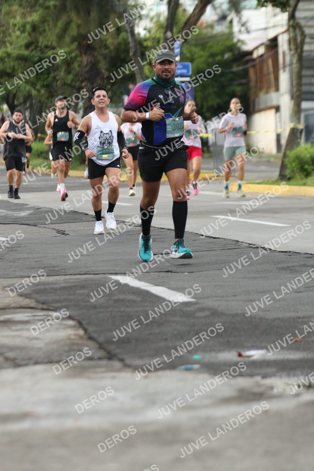 Foto de ADIDAS SPLITS GUADALAJARA 15K / 30K en Av. San Ignacio esquina Av. Ignacio L. Vallarta, Zapopan a las 07:00 · dorsal 3020