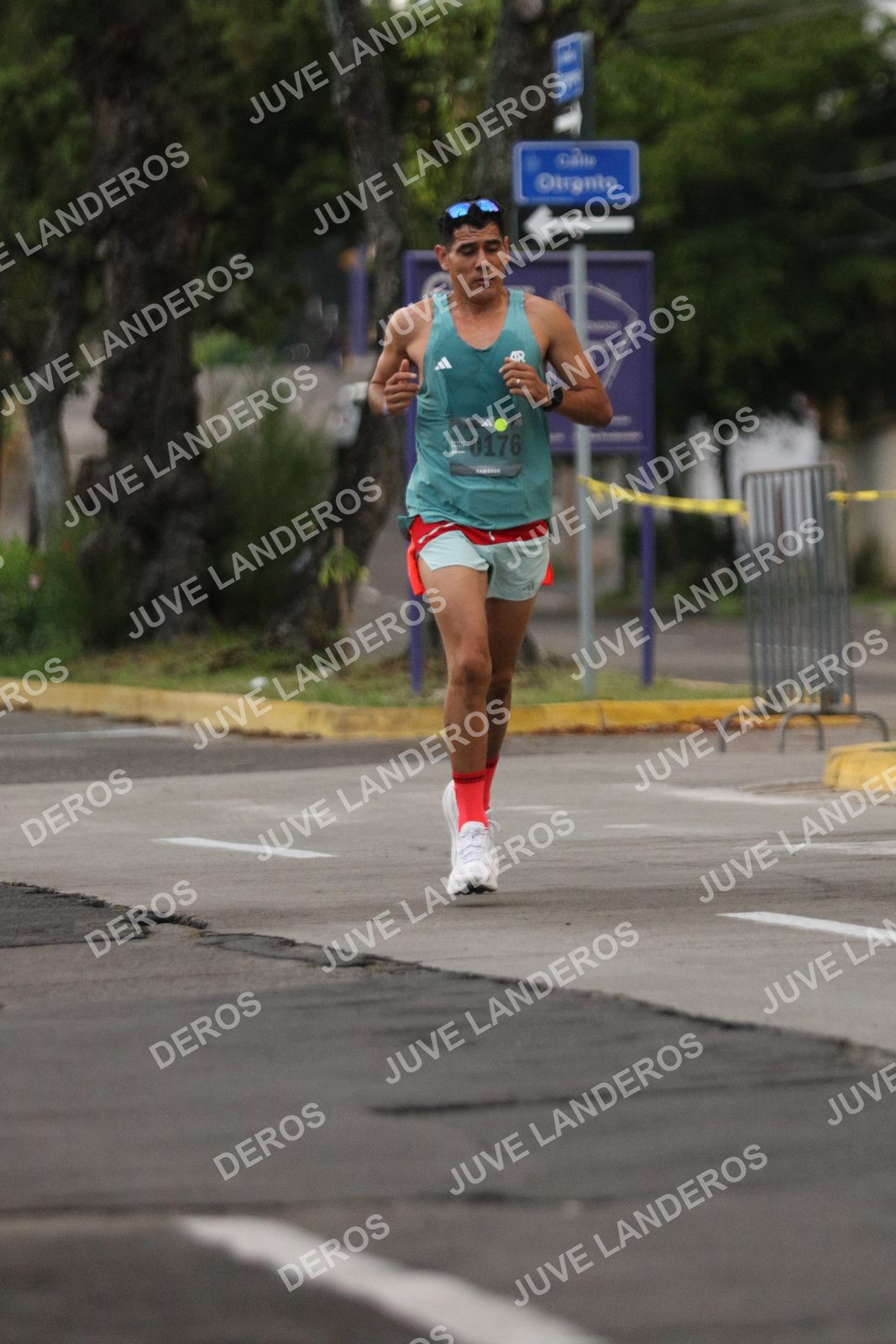 Foto de ADIDAS SPLITS GUADALAJARA 15K / 30K en Av. San Ignacio esquina Av. Ignacio L. Vallarta, Zapopan a las 06:48 · dorsal 176