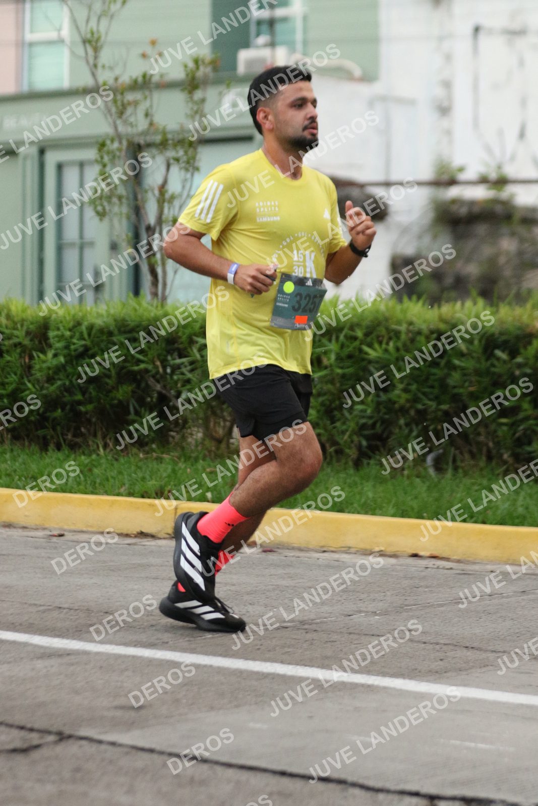 Foto de ADIDAS SPLITS GUADALAJARA 15K / 30K en Av. San Ignacio esquina Av. Ignacio L. Vallarta, Zapopan a las 06:49 · dorsal 15, 30, 3257