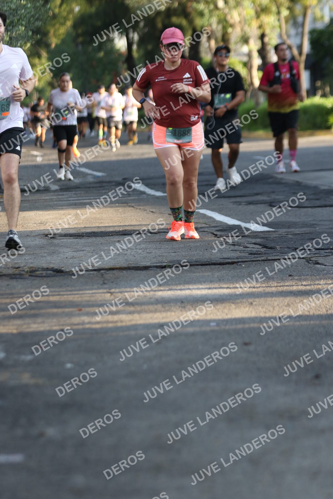 Foto de ADIDAS SPLITS GUADALAJARA 15K / 30K en Av. San Ignacio esquina Av. Ignacio L. Vallarta, Zapopan a las 07:48 · dorsal 1888, 68