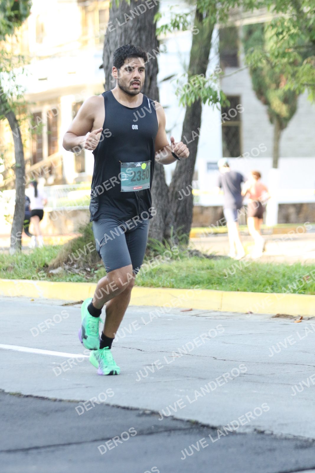 Foto de ADIDAS SPLITS GUADALAJARA 15K / 30K en Av. San Ignacio esquina Av. Ignacio L. Vallarta, Zapopan a las 07:57 · dorsal 2350