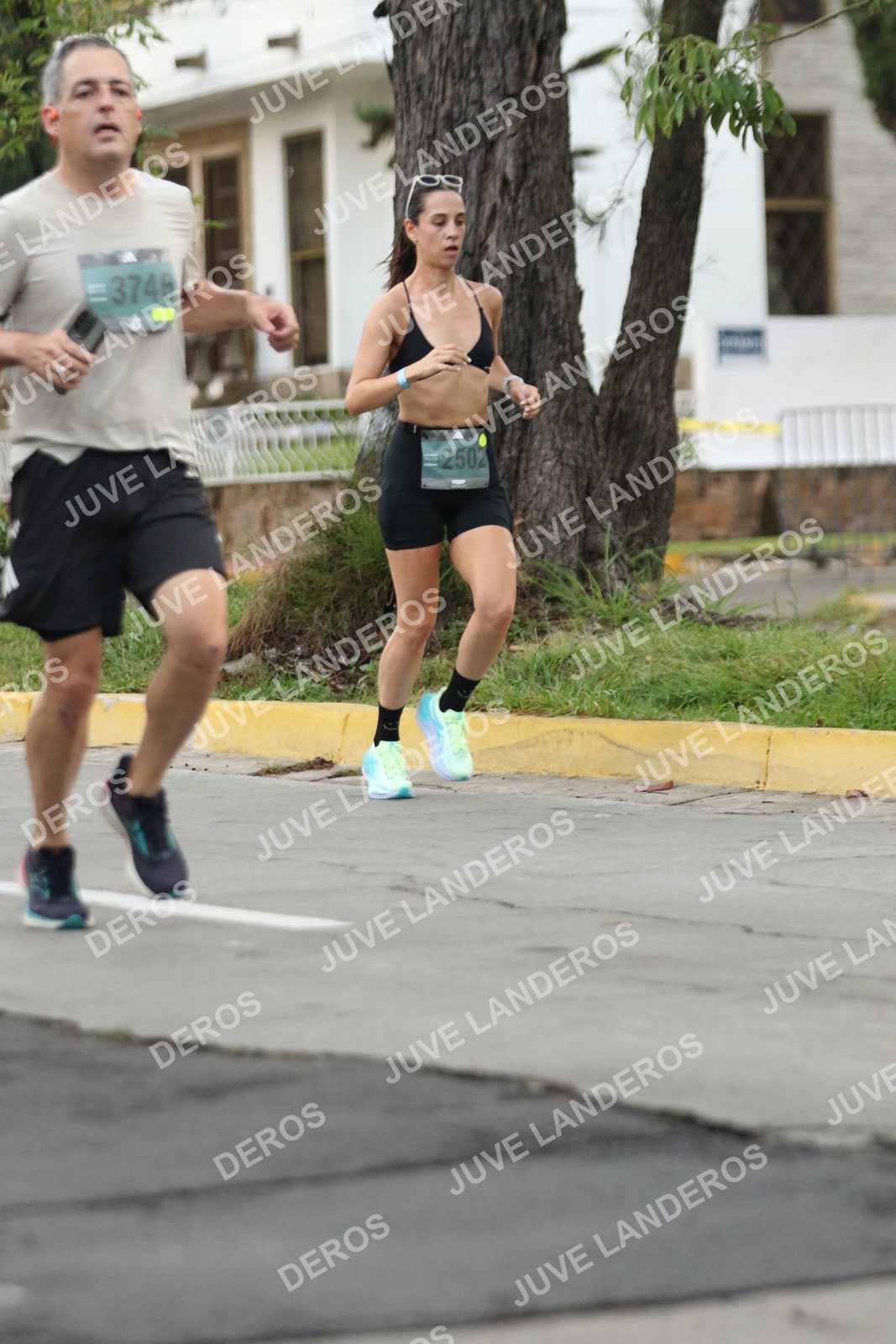 Foto de ADIDAS SPLITS GUADALAJARA 15K / 30K en Av. San Ignacio esquina Av. Ignacio L. Vallarta, Zapopan a las 06:55 · dorsal 2502, 3746