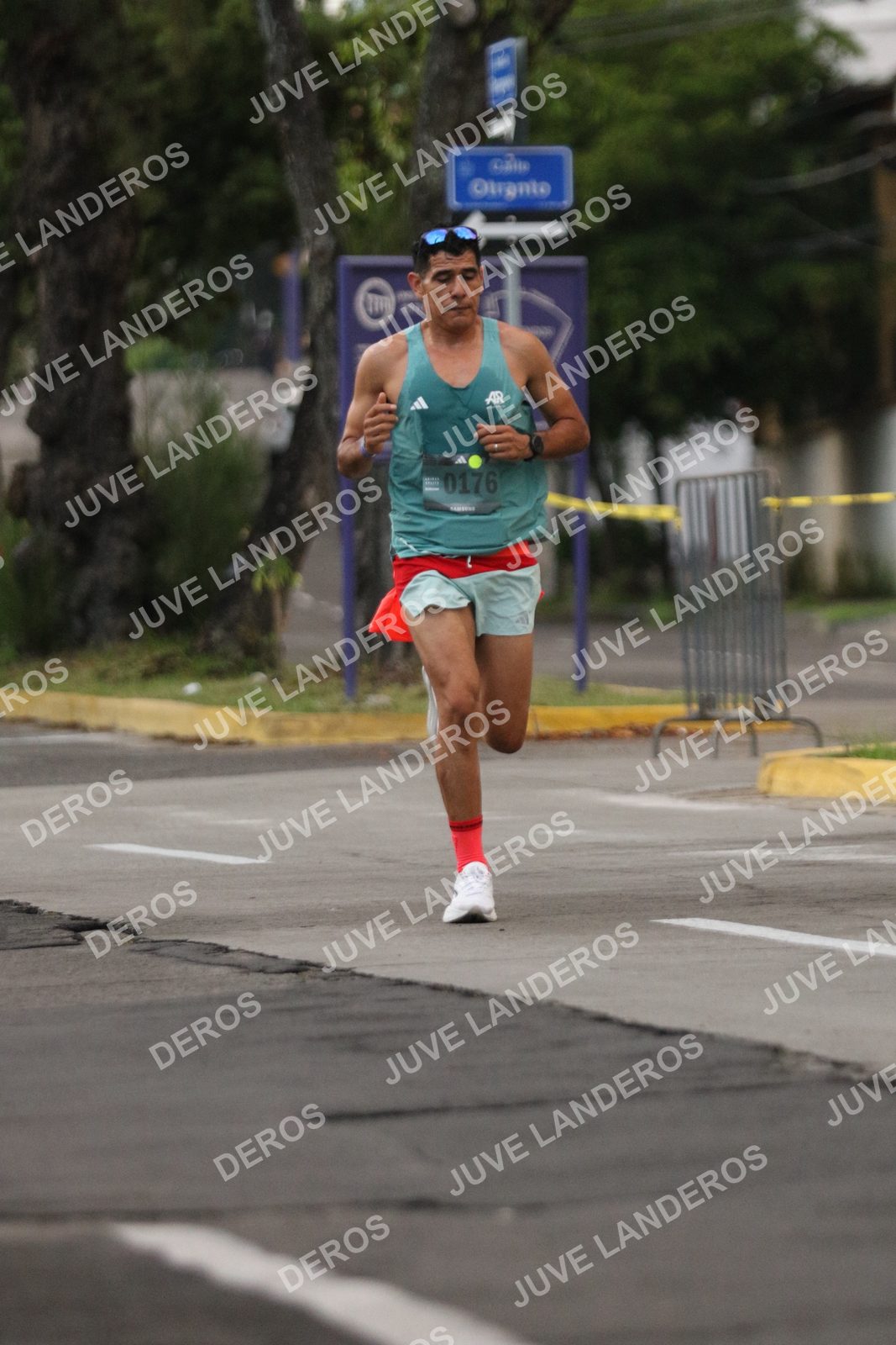 Foto de ADIDAS SPLITS GUADALAJARA 15K / 30K en Av. San Ignacio esquina Av. Ignacio L. Vallarta, Zapopan a las 06:48 · dorsal 176