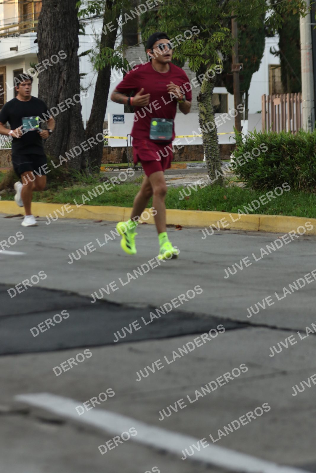 Foto de ADIDAS SPLITS GUADALAJARA 15K / 30K en Av. San Ignacio esquina Av. Ignacio L. Vallarta, Zapopan a las 07:03 · dorsal 2003