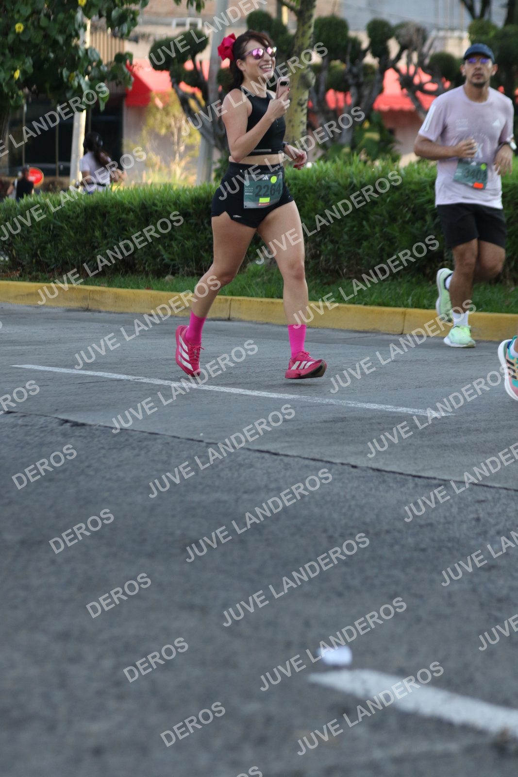 Foto de ADIDAS SPLITS GUADALAJARA 15K / 30K en Av. San Ignacio esquina Av. Ignacio L. Vallarta, Zapopan a las 07:37 · dorsal 2264, 3403