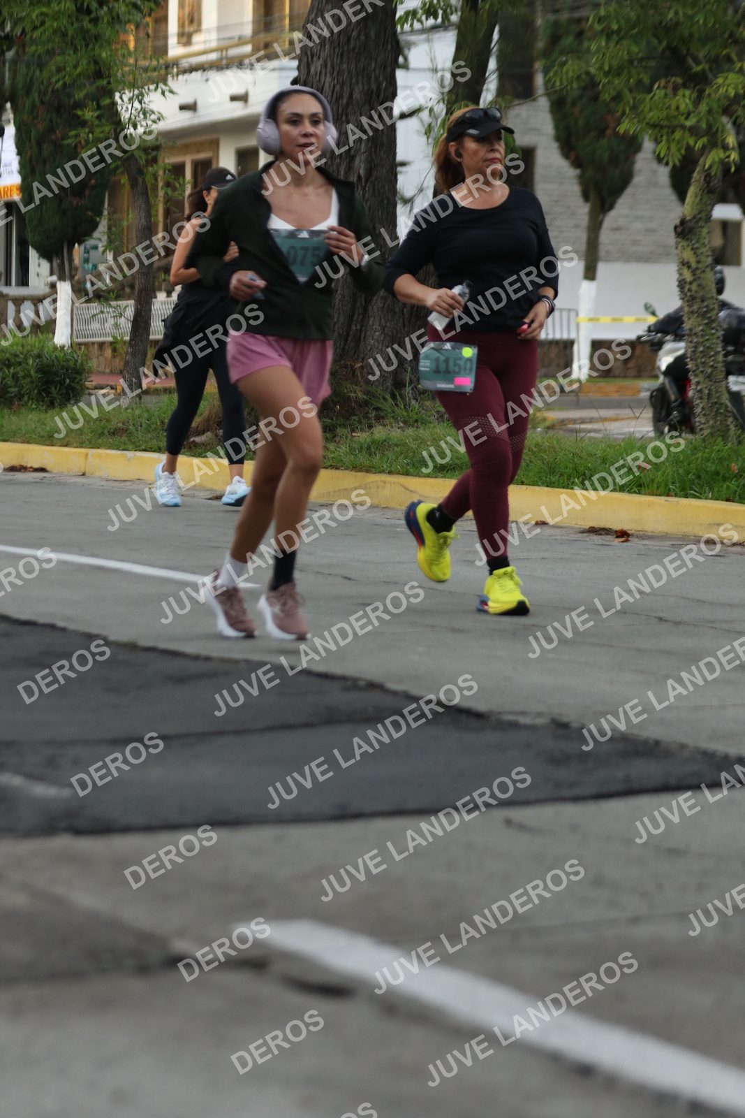 Foto de ADIDAS SPLITS GUADALAJARA 15K / 30K en Av. San Ignacio esquina Av. Ignacio L. Vallarta, Zapopan a las 07:02 · dorsal 1150, 75