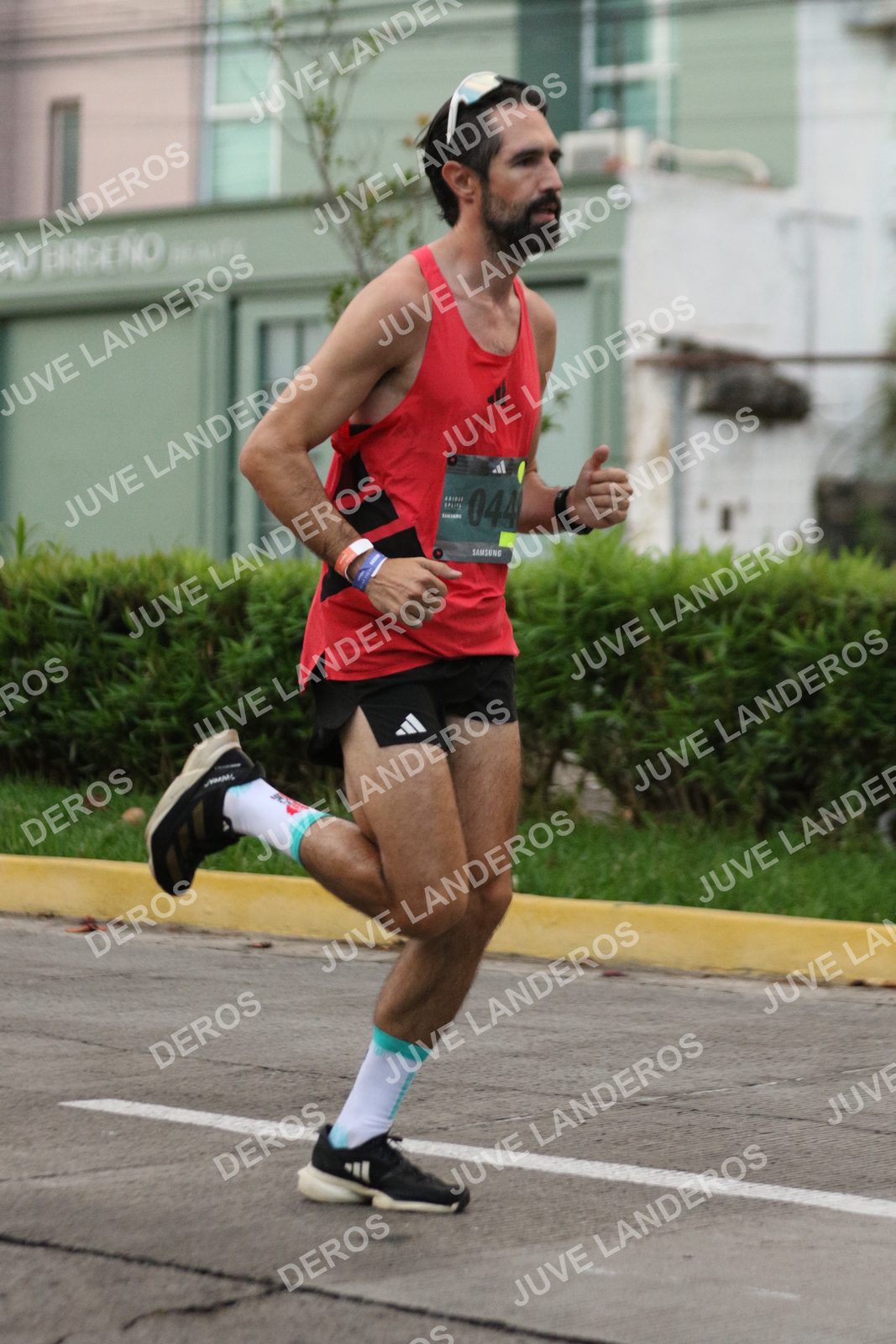 Foto de ADIDAS SPLITS GUADALAJARA 15K / 30K en Av. San Ignacio esquina Av. Ignacio L. Vallarta, Zapopan a las 06:47 · dorsal 44