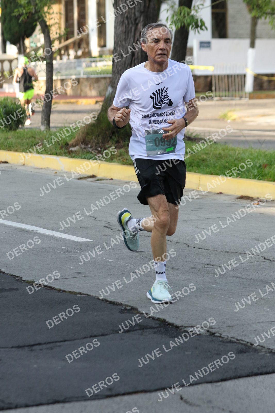 Foto de ADIDAS SPLITS GUADALAJARA 15K / 30K en Av. San Ignacio esquina Av. Ignacio L. Vallarta, Zapopan a las 08:13 · dorsal 992