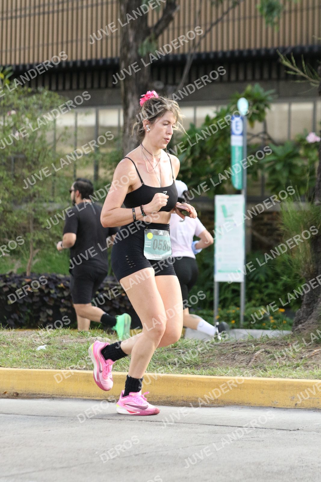 Foto de ADIDAS SPLITS GUADALAJARA 15K / 30K en Av. San Ignacio esquina Av. Ignacio L. Vallarta, Zapopan a las 08:44 · dorsal 580