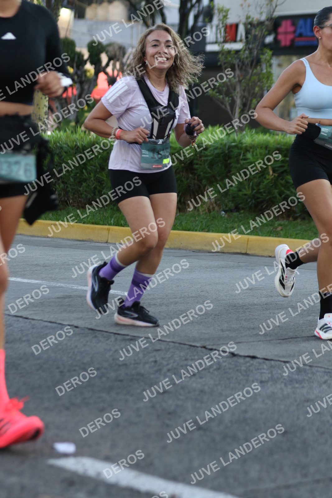 Foto de ADIDAS SPLITS GUADALAJARA 15K / 30K en Av. San Ignacio esquina Av. Ignacio L. Vallarta, Zapopan a las 07:40 · dorsal 326