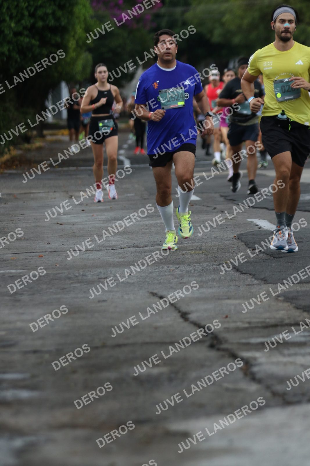 Foto de ADIDAS SPLITS GUADALAJARA 15K / 30K en Av. San Ignacio esquina Av. Ignacio L. Vallarta, Zapopan a las 07:06 · dorsal 15240
