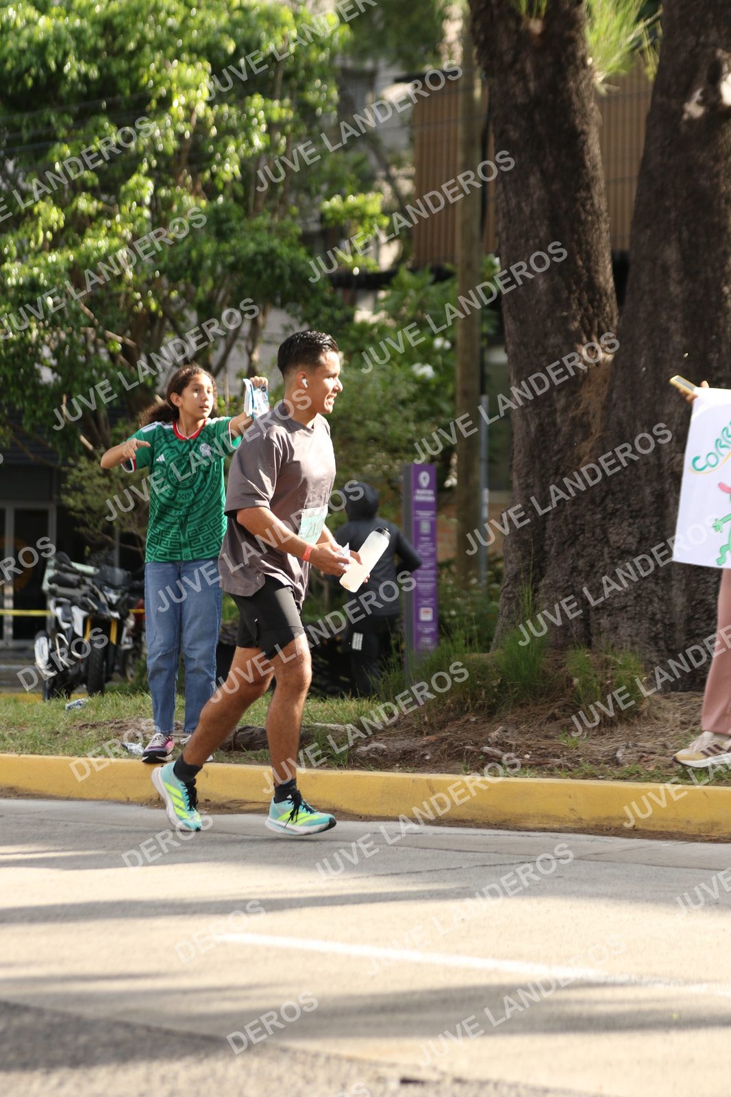 Foto de ADIDAS SPLITS GUADALAJARA 15K / 30K en Av. San Ignacio esquina Av. Ignacio L. Vallarta, Zapopan a las 08:59