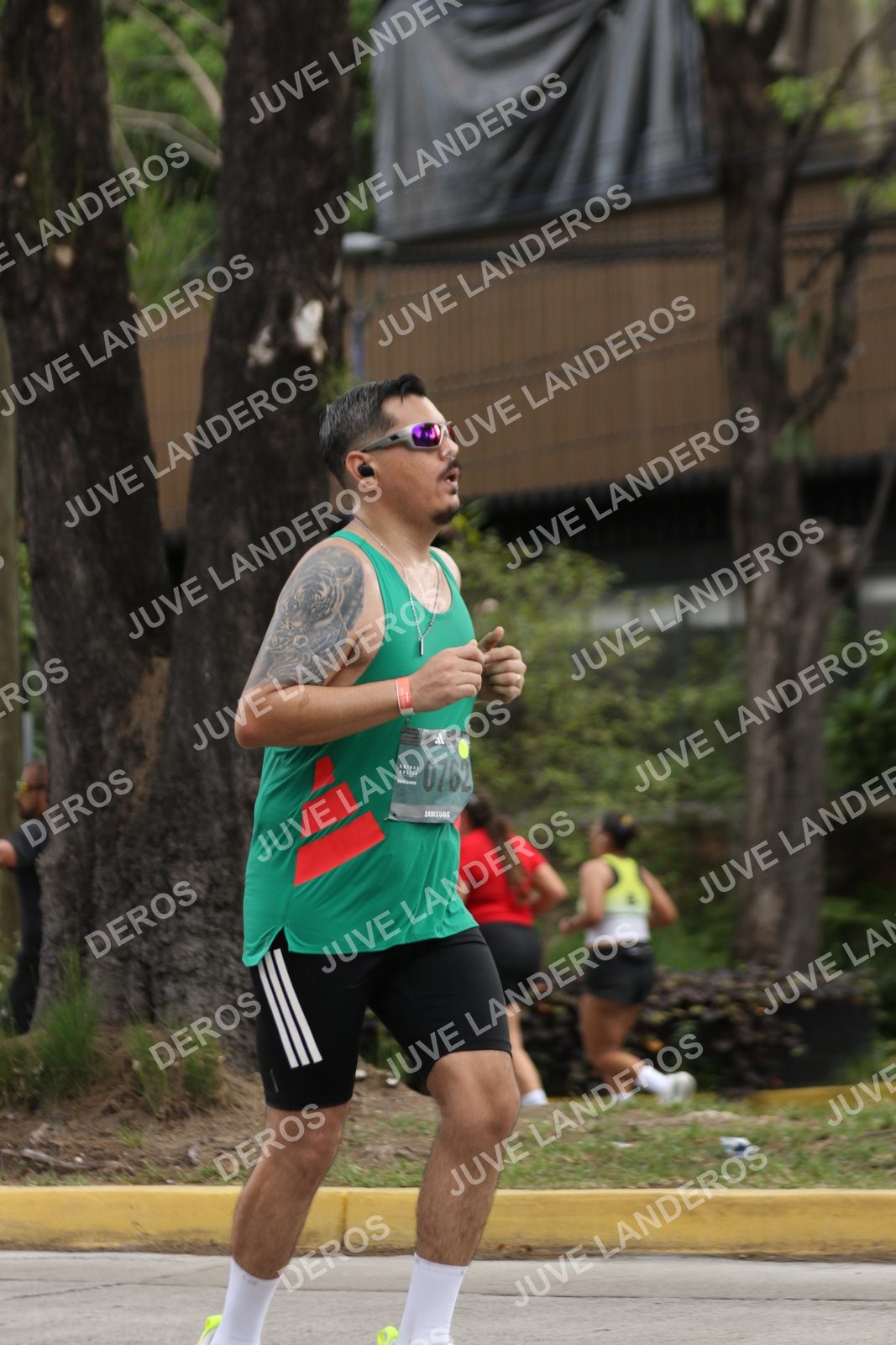 Foto de ADIDAS SPLITS GUADALAJARA 15K / 30K en Av. San Ignacio esquina Av. Ignacio L. Vallarta, Zapopan a las 09:09 · dorsal 762