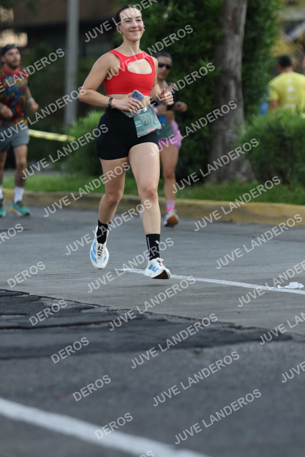 Foto de ADIDAS SPLITS GUADALAJARA 15K / 30K en Av. San Ignacio esquina Av. Ignacio L. Vallarta, Zapopan a las 07:29 · dorsal 207