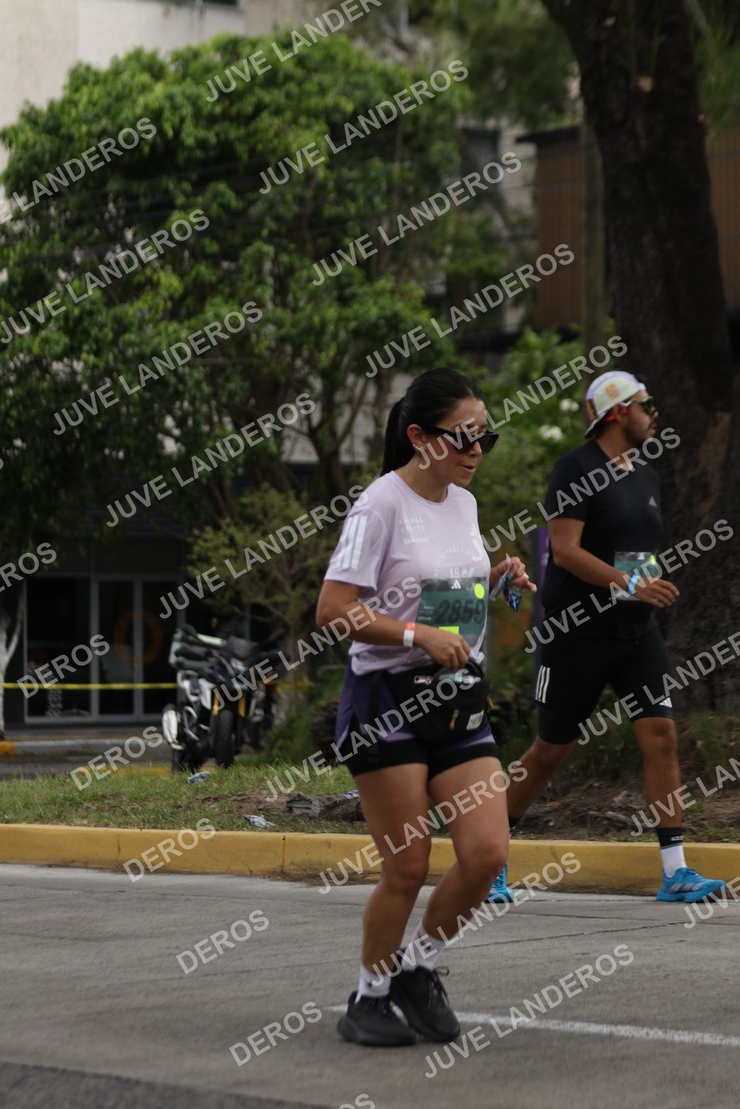 Foto de ADIDAS SPLITS GUADALAJARA 15K / 30K en Av. San Ignacio esquina Av. Ignacio L. Vallarta, Zapopan a las 09:08 · dorsal 2859