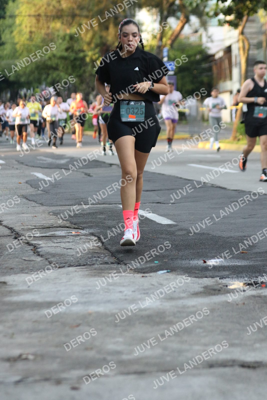 Foto de ADIDAS SPLITS GUADALAJARA 15K / 30K en Av. San Ignacio esquina Av. Ignacio L. Vallarta, Zapopan a las 07:11 · dorsal 325
