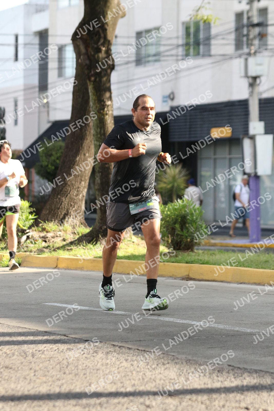 Foto de ADIDAS SPLITS GUADALAJARA 15K / 30K en Av. San Ignacio esquina Av. Ignacio L. Vallarta, Zapopan a las 08:46