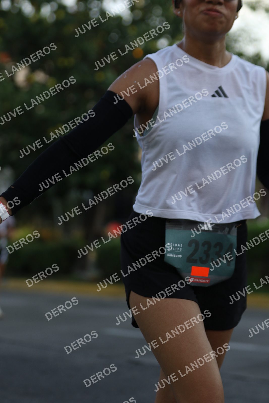 Foto de ADIDAS SPLITS GUADALAJARA 15K / 30K en Av. San Ignacio esquina Av. Ignacio L. Vallarta, Zapopan a las 07:32 · dorsal 2334