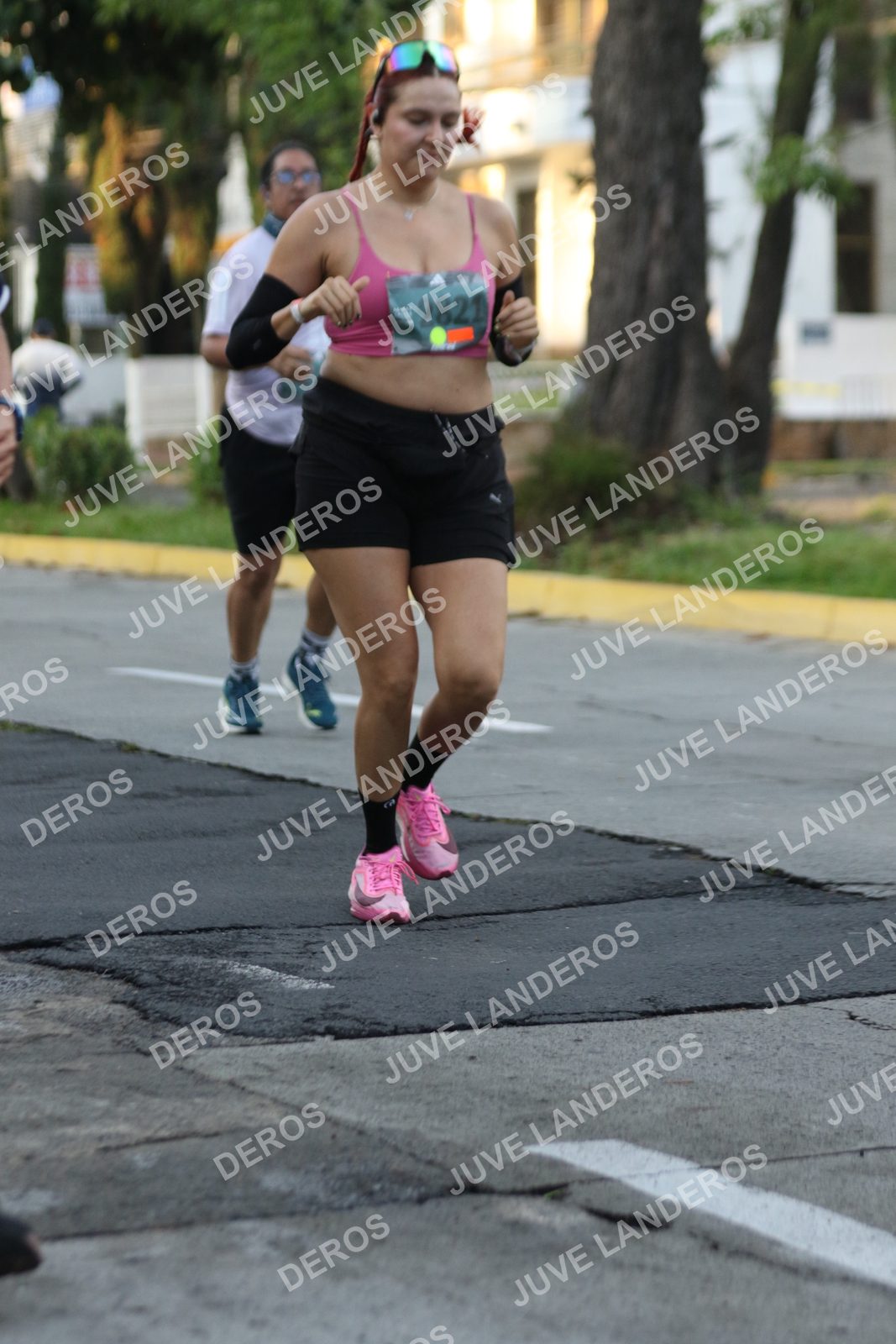 Foto de ADIDAS SPLITS GUADALAJARA 15K / 30K en Av. San Ignacio esquina Av. Ignacio L. Vallarta, Zapopan a las 07:15 · dorsal 2821