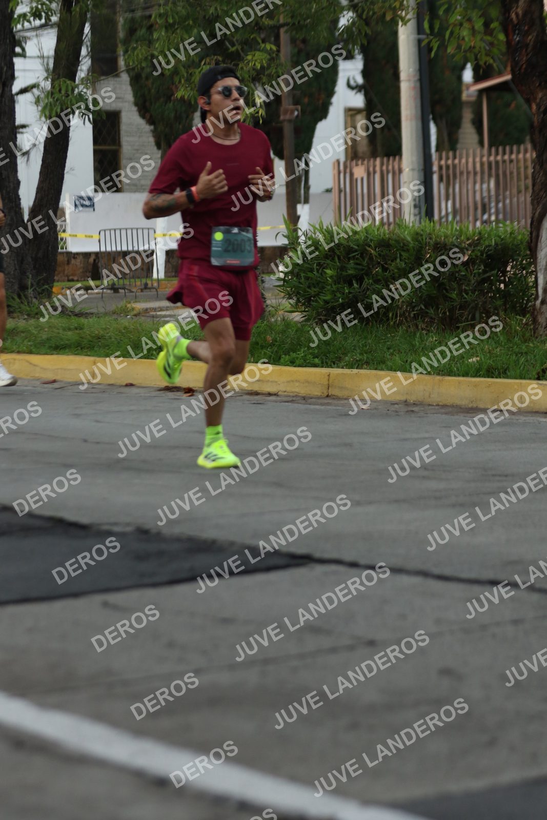 Foto de ADIDAS SPLITS GUADALAJARA 15K / 30K en Av. San Ignacio esquina Av. Ignacio L. Vallarta, Zapopan a las 07:03 · dorsal 2003