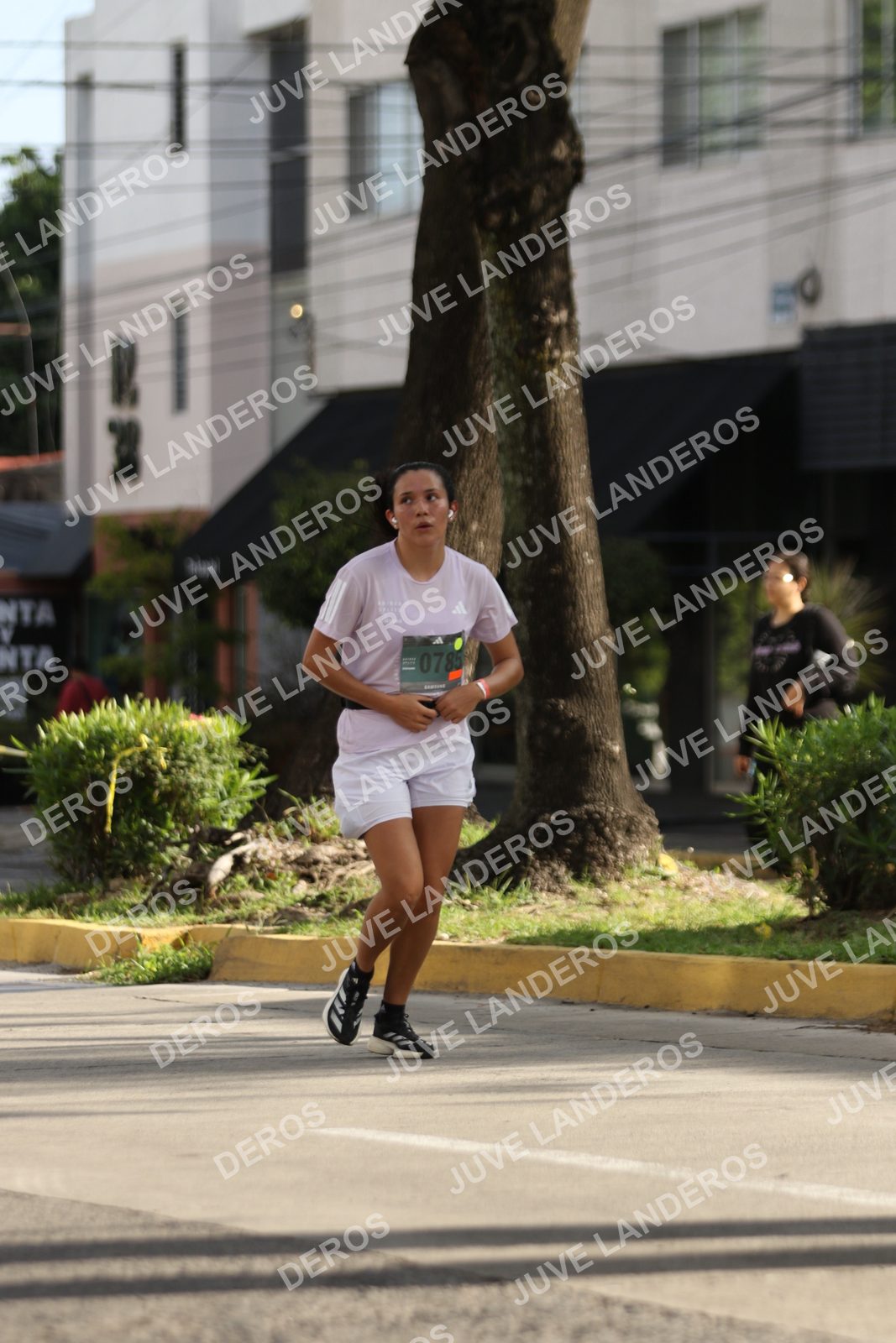 Foto de ADIDAS SPLITS GUADALAJARA 15K / 30K en Av. San Ignacio esquina Av. Ignacio L. Vallarta, Zapopan a las 08:59 · dorsal 785