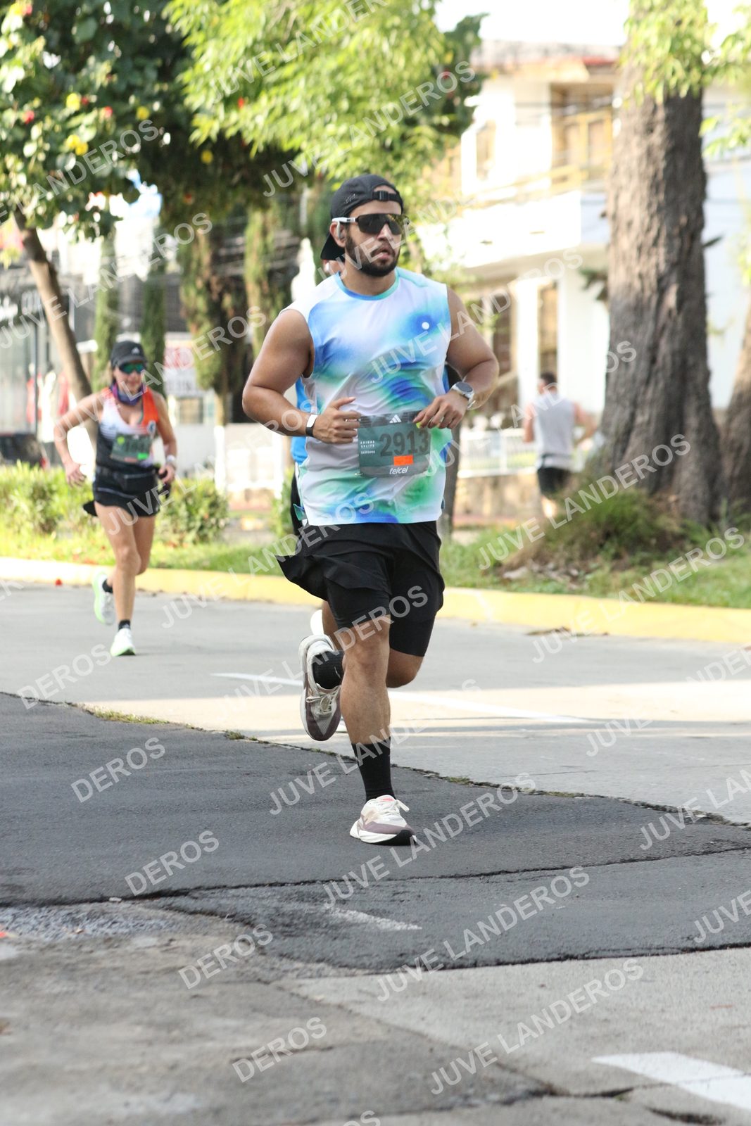 Foto de ADIDAS SPLITS GUADALAJARA 15K / 30K en Av. San Ignacio esquina Av. Ignacio L. Vallarta, Zapopan a las 08:31 · dorsal 2913