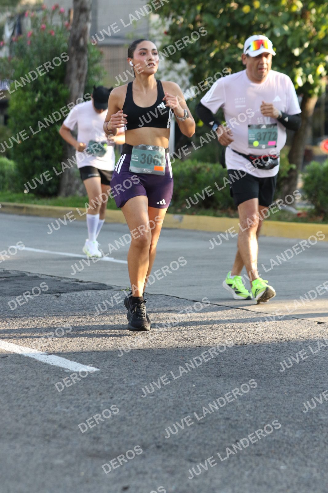 Foto de ADIDAS SPLITS GUADALAJARA 15K / 30K en Av. San Ignacio esquina Av. Ignacio L. Vallarta, Zapopan a las 07:55 · dorsal 3772, 3061