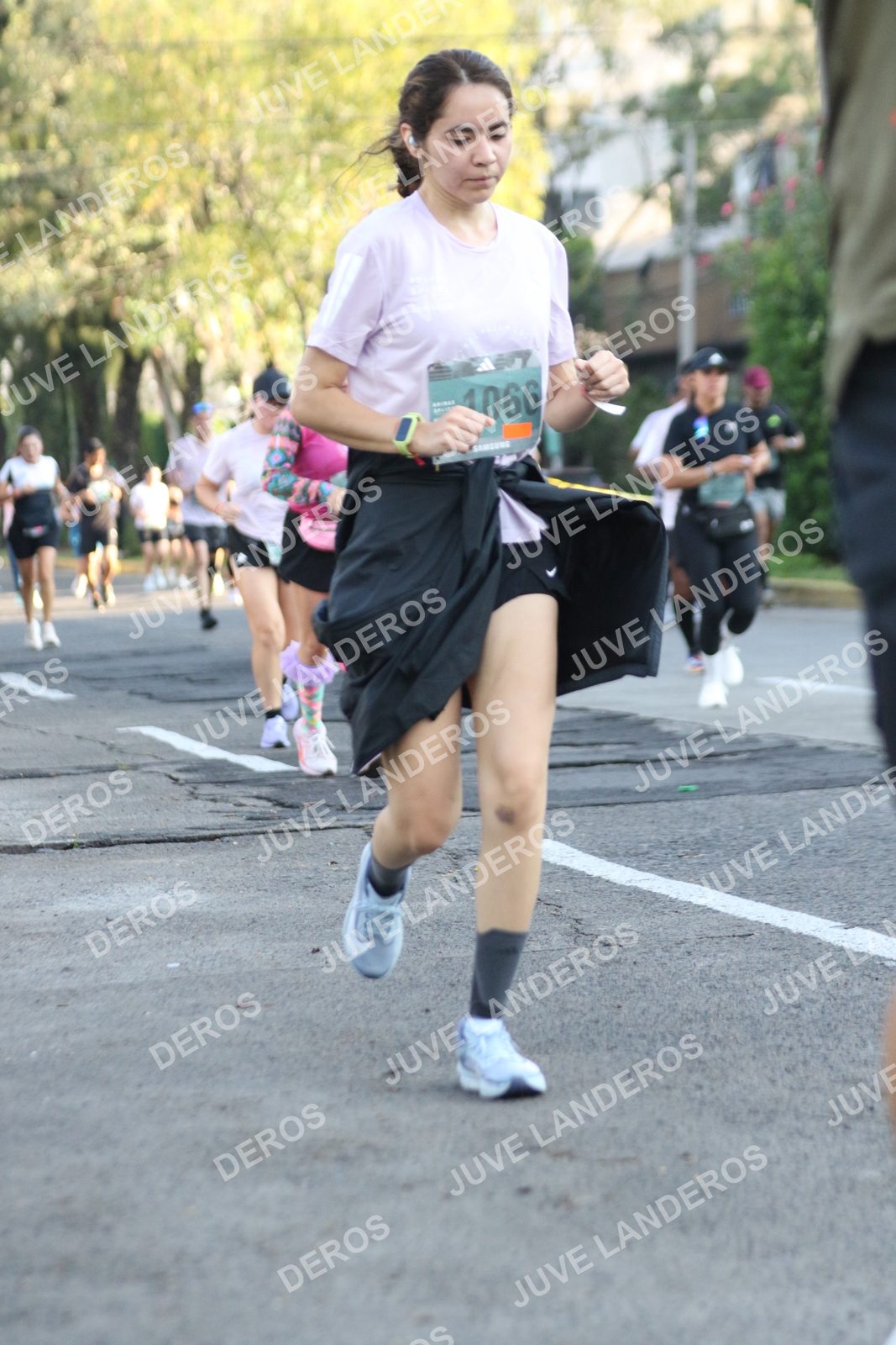 Foto de ADIDAS SPLITS GUADALAJARA 15K / 30K en Av. San Ignacio esquina Av. Ignacio L. Vallarta, Zapopan a las 07:43 · dorsal 1066