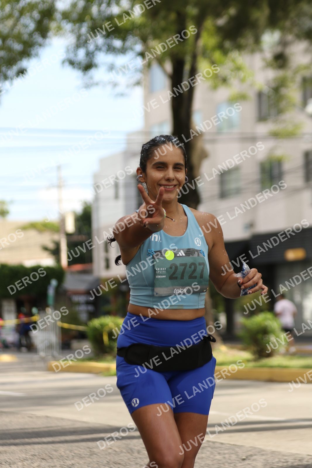Foto de ADIDAS SPLITS GUADALAJARA 15K / 30K en Av. San Ignacio esquina Av. Ignacio L. Vallarta, Zapopan a las 09:11 · dorsal 2727