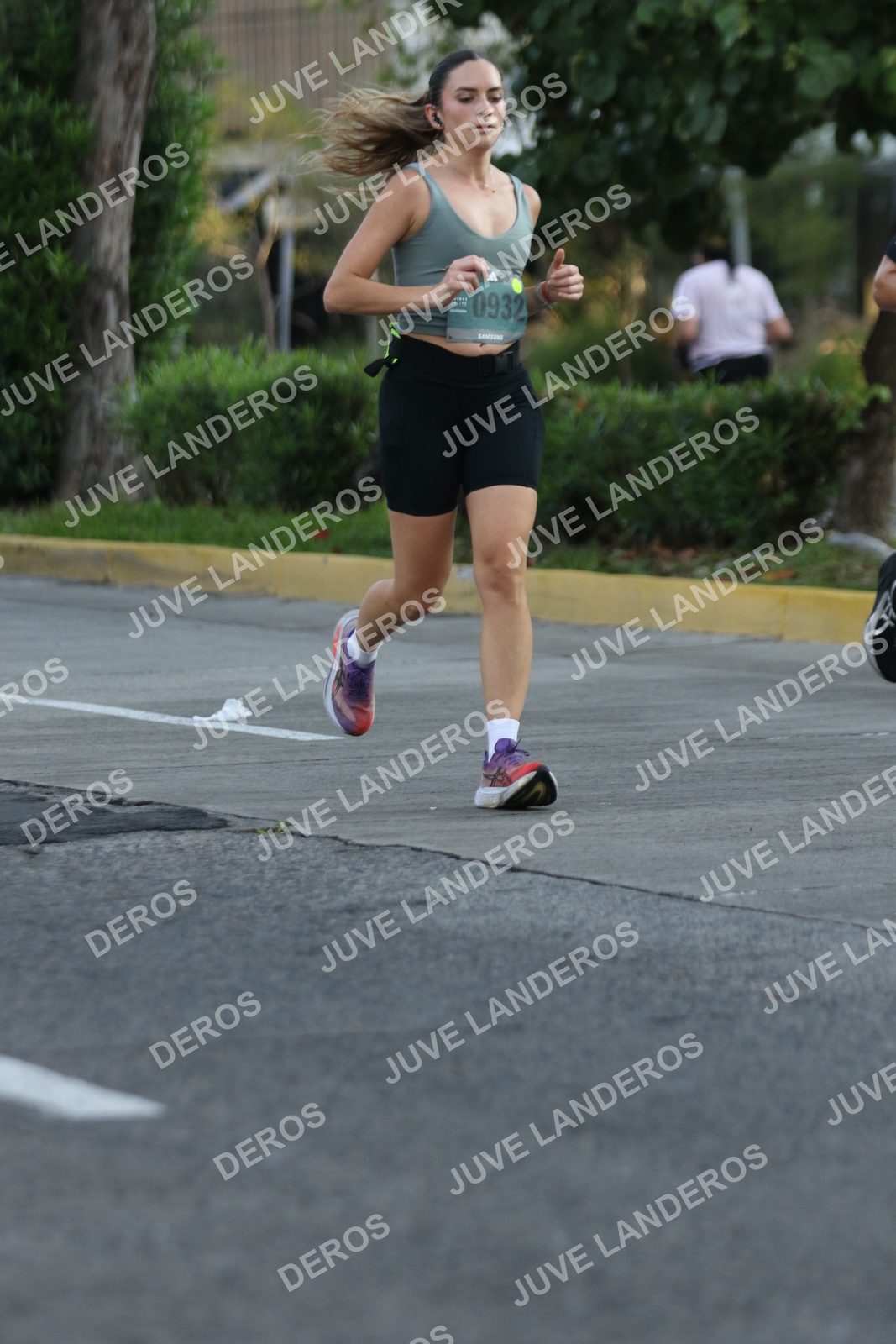Foto de ADIDAS SPLITS GUADALAJARA 15K / 30K en Av. San Ignacio esquina Av. Ignacio L. Vallarta, Zapopan a las 07:28 · dorsal 932